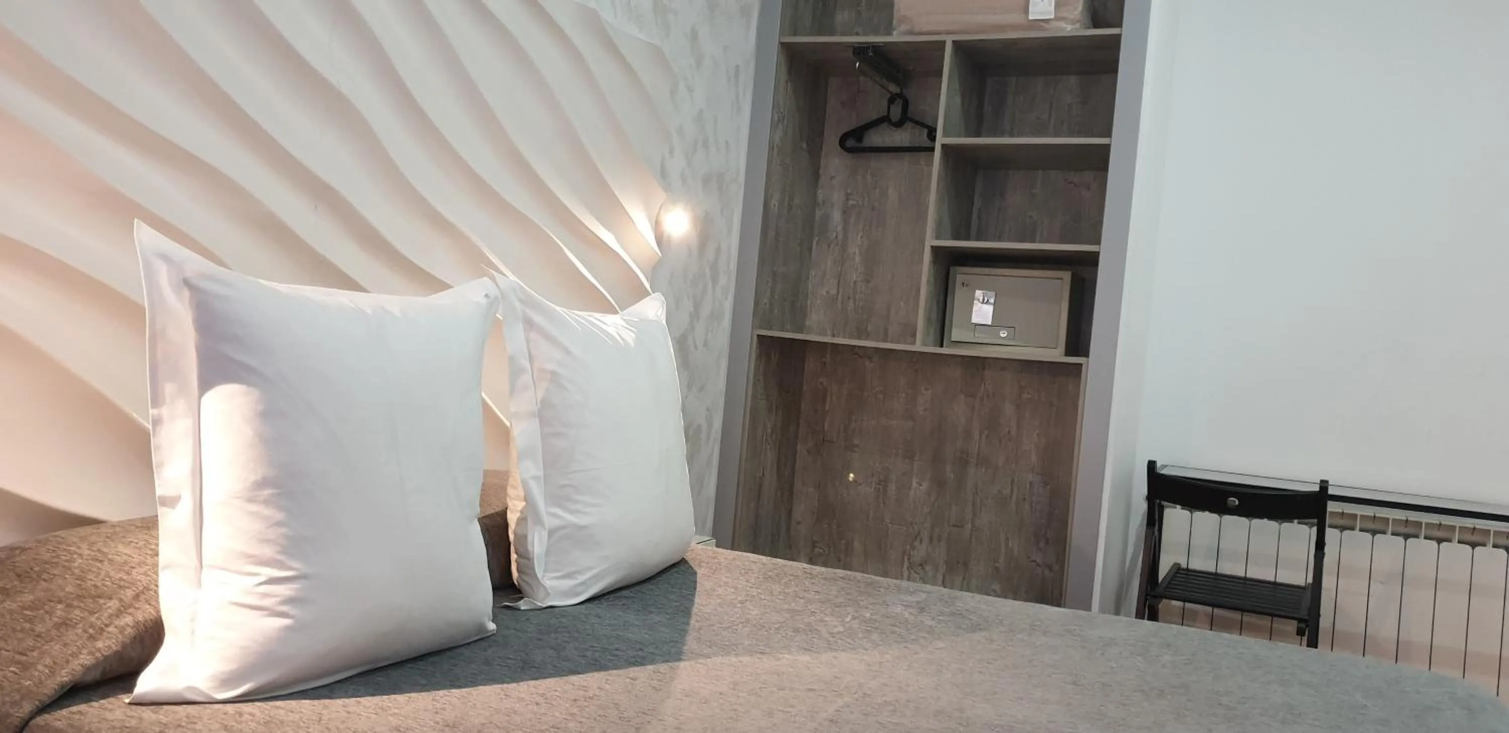 Bed in Hostal Las Fuentes