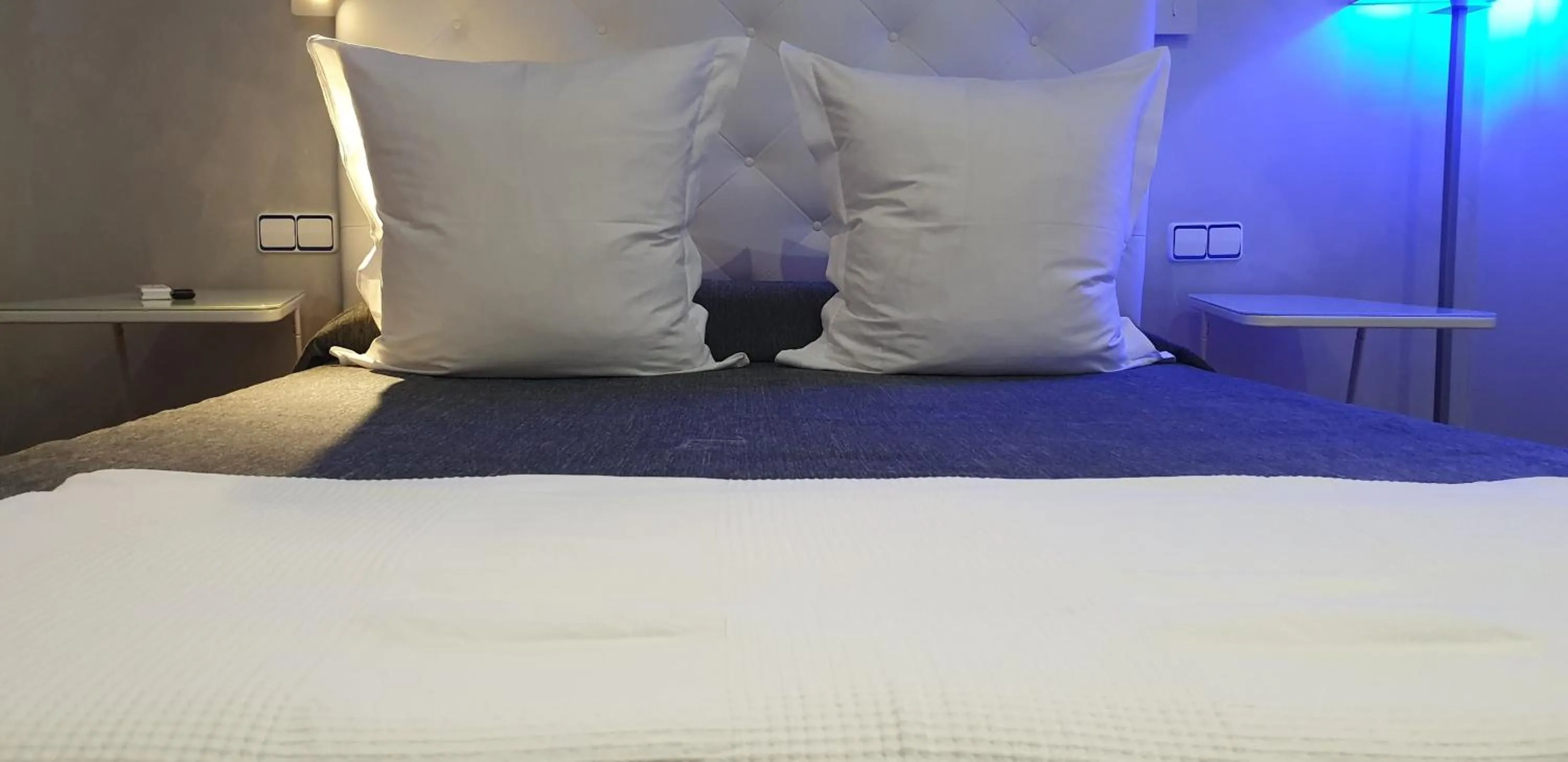 Bed in Hostal Las Fuentes