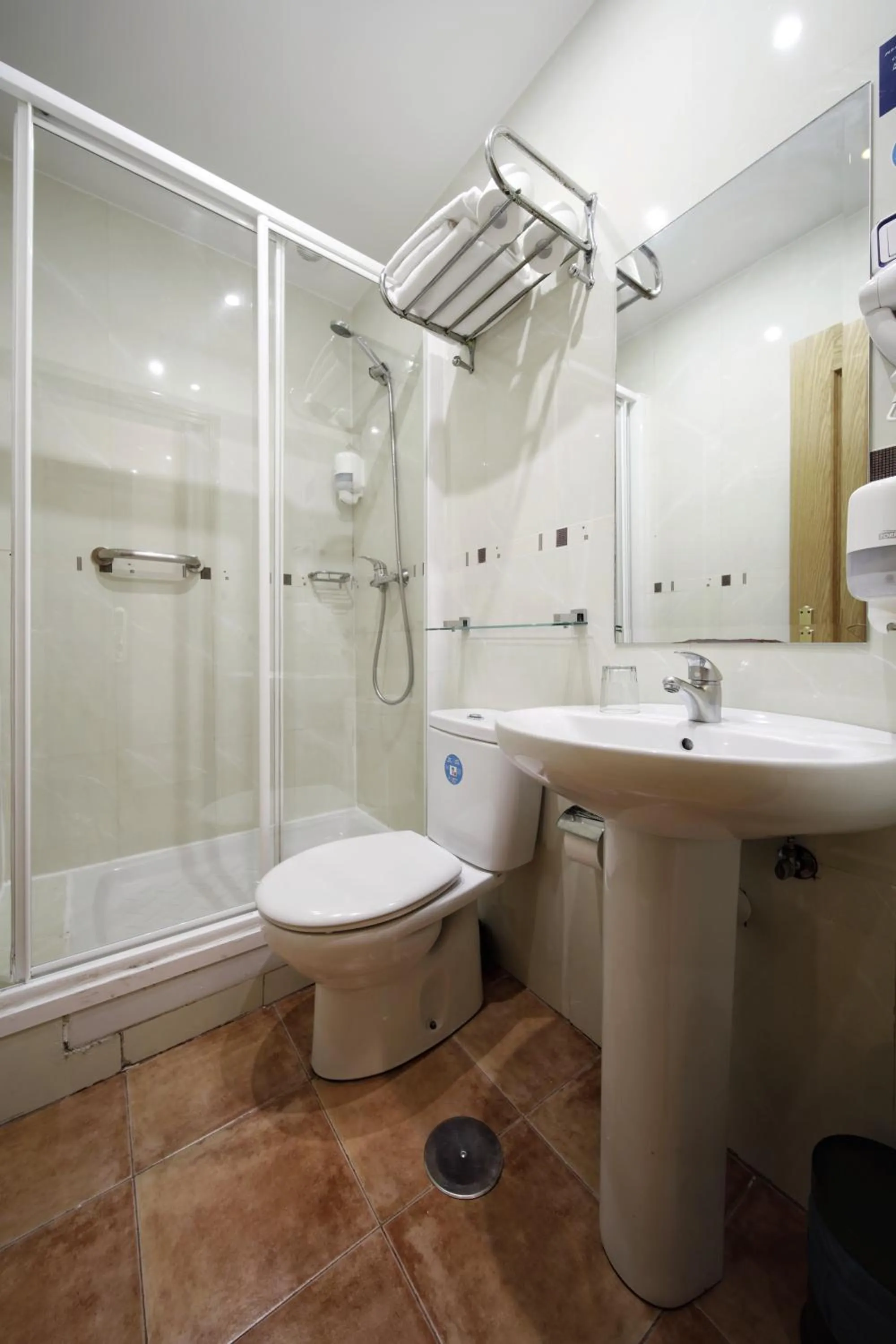 Bathroom in Hostal Las Fuentes