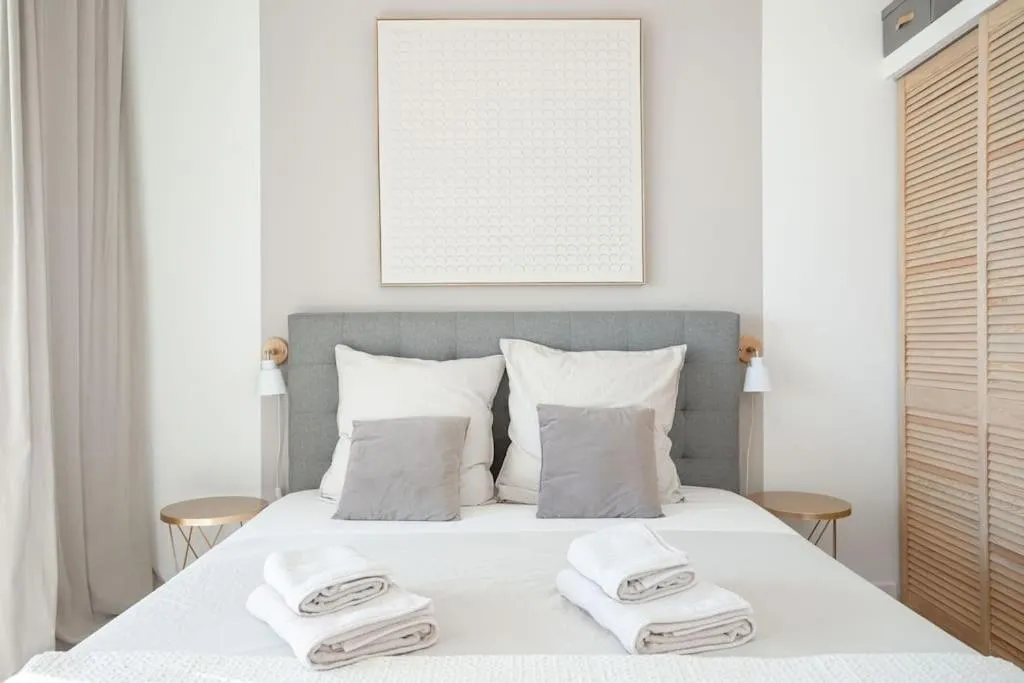 Duplex Mandelieu by Halldis