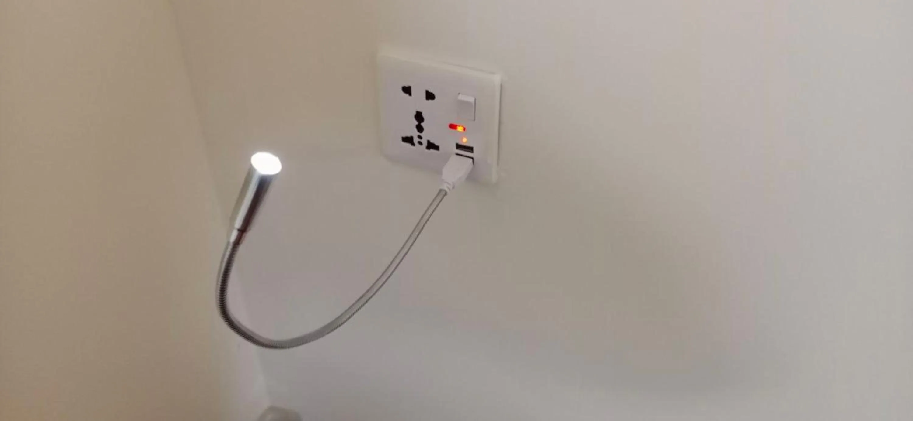 Night in Norm Space Hostel NST