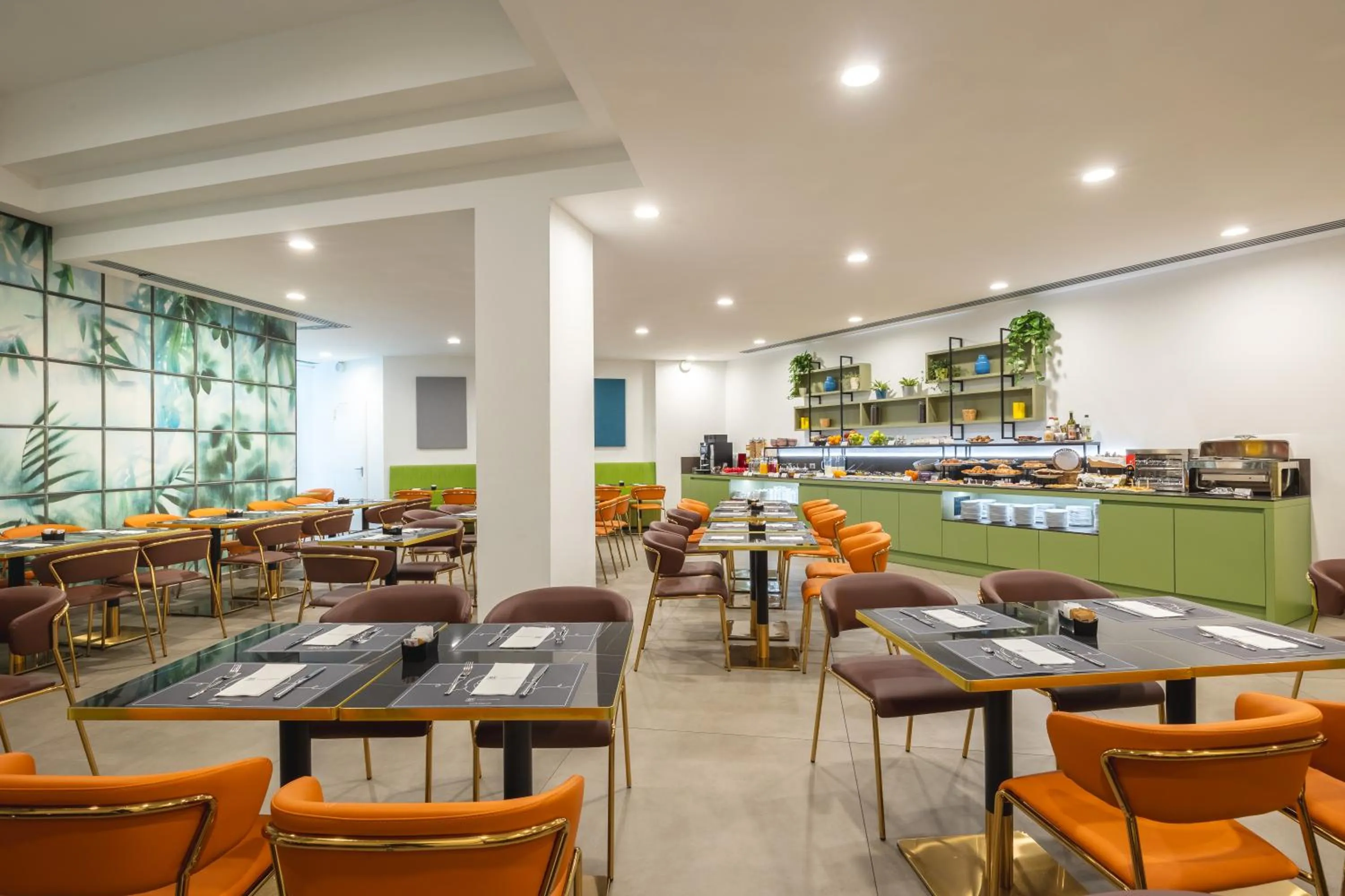 Restaurant/places to eat in IH Hotels Milano Centrale