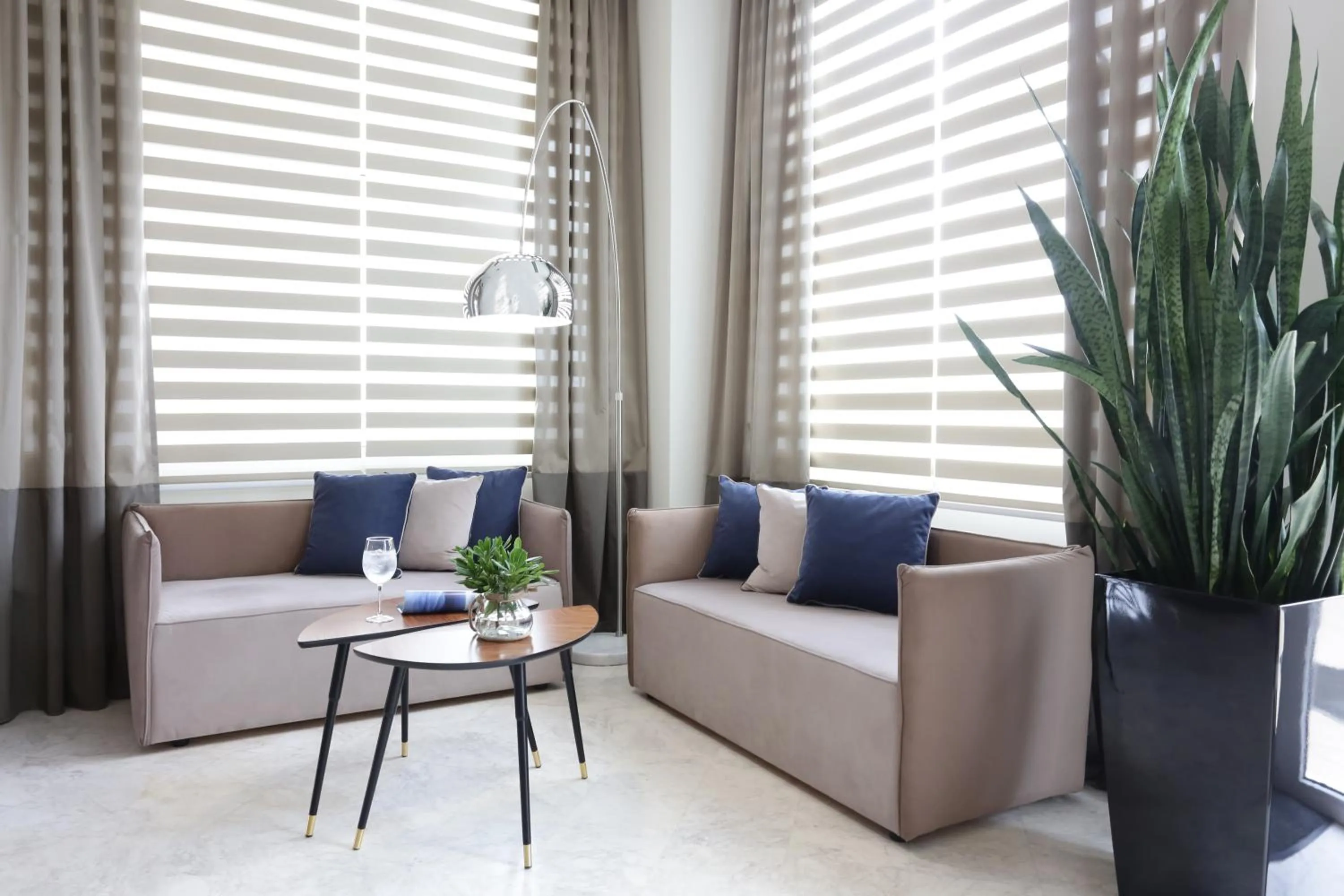 Lounge or bar in Chloe Luxury Hotel