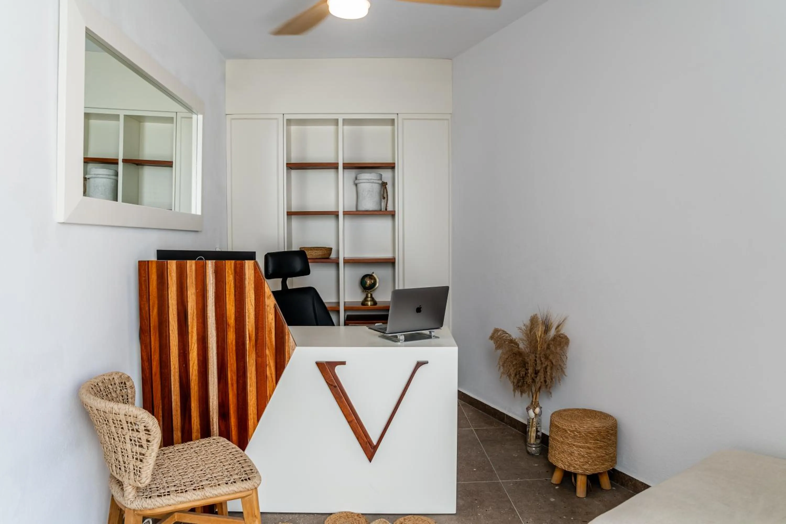 Lobby or reception in Victoria Caves