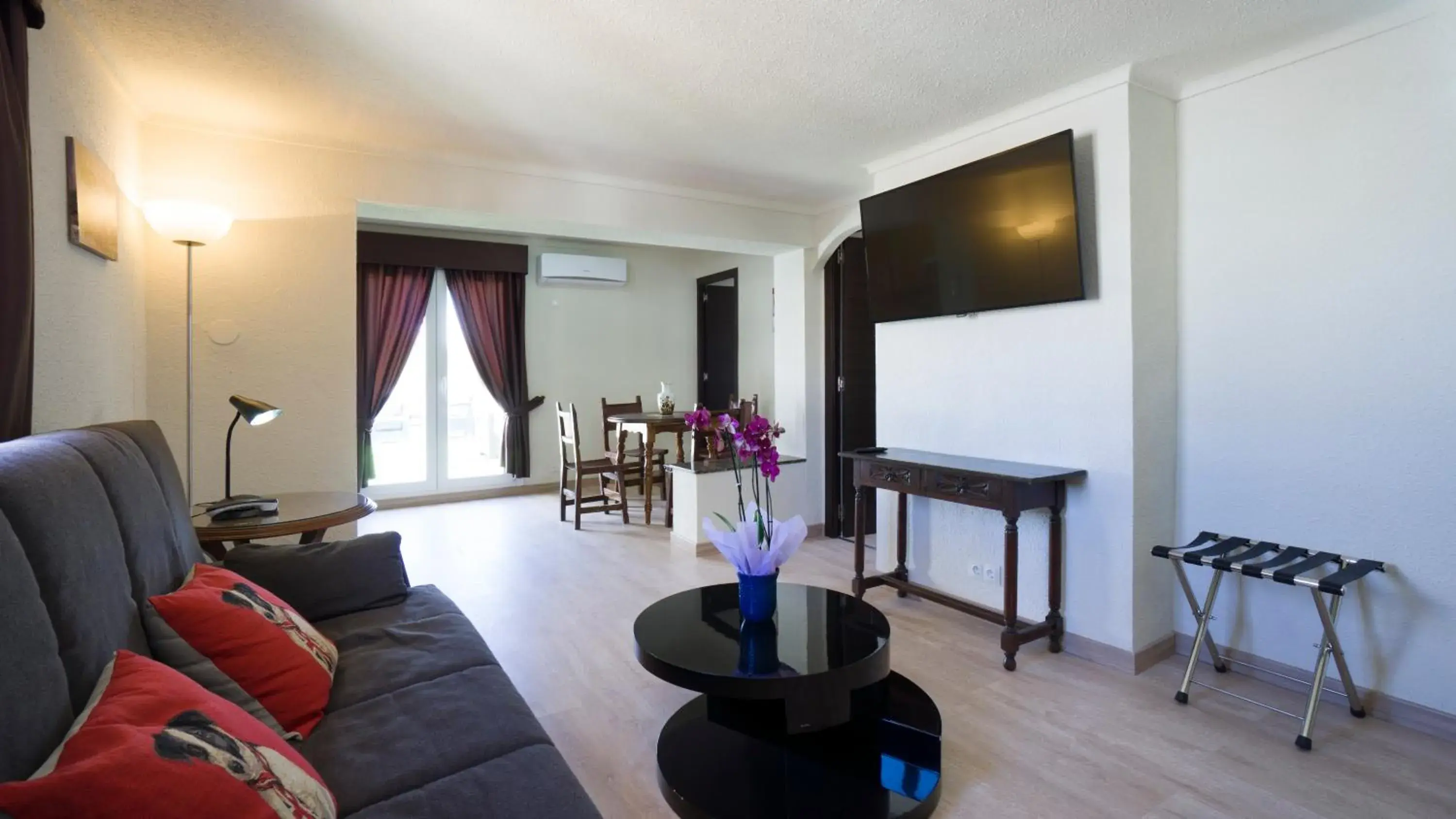 Suite with Terrace in Hotel El Pozo Suite with Terrace in Hotel El Pozo