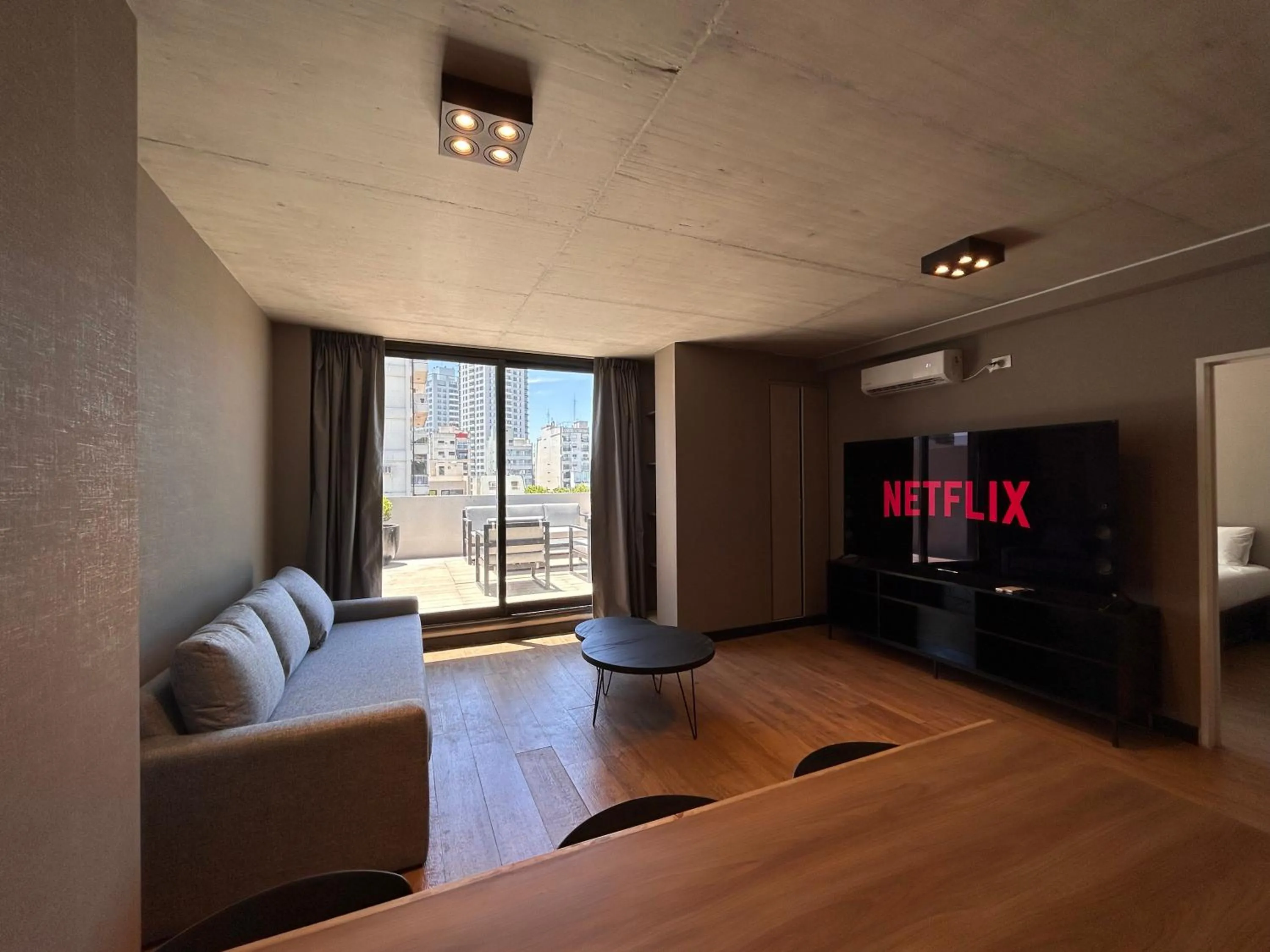 Communal lounge/ TV room in Live Soho Boutique Apartments Palermo Hollywood