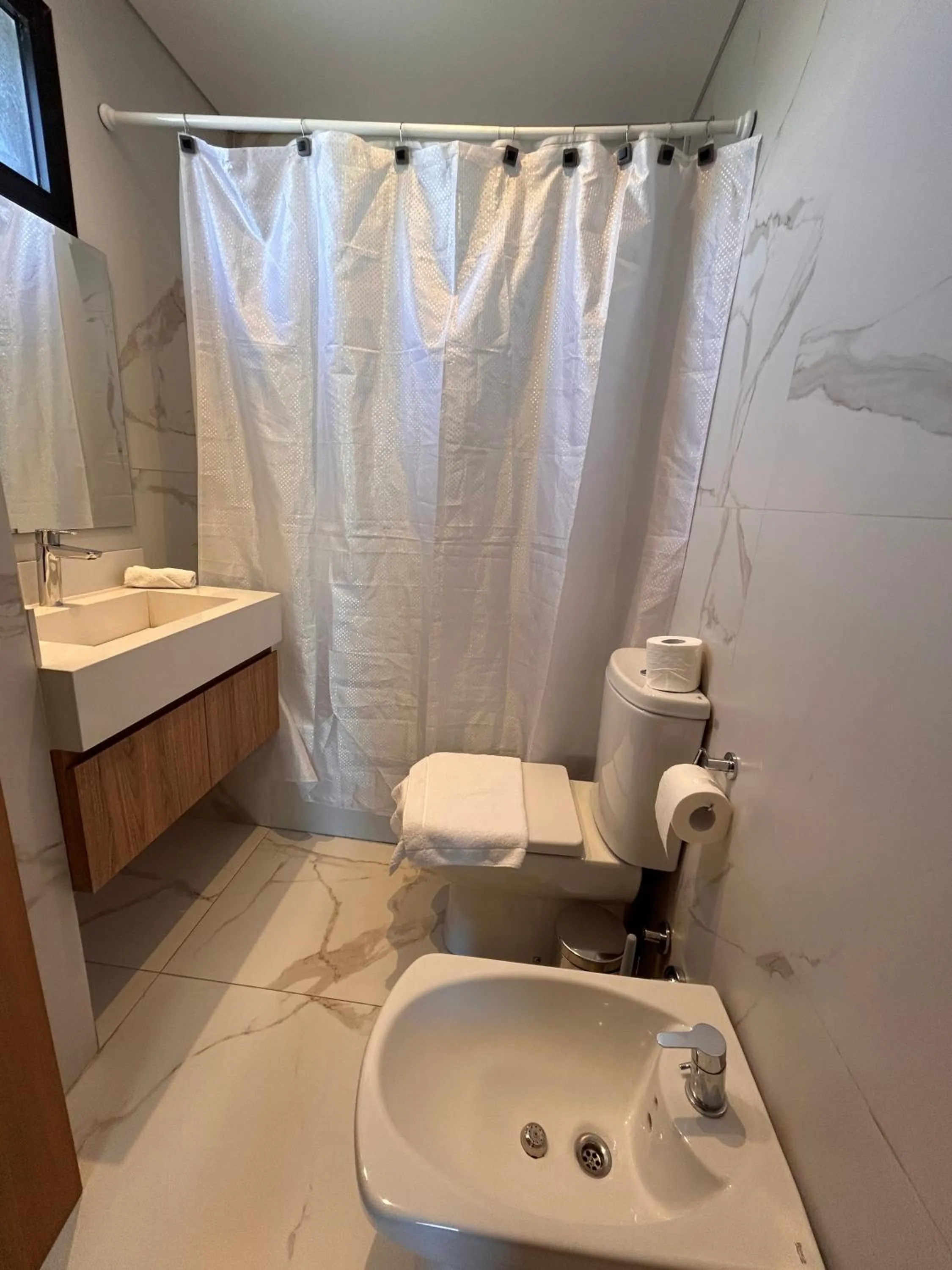 Shower in Live Soho Boutique Apartments Palermo Hollywood