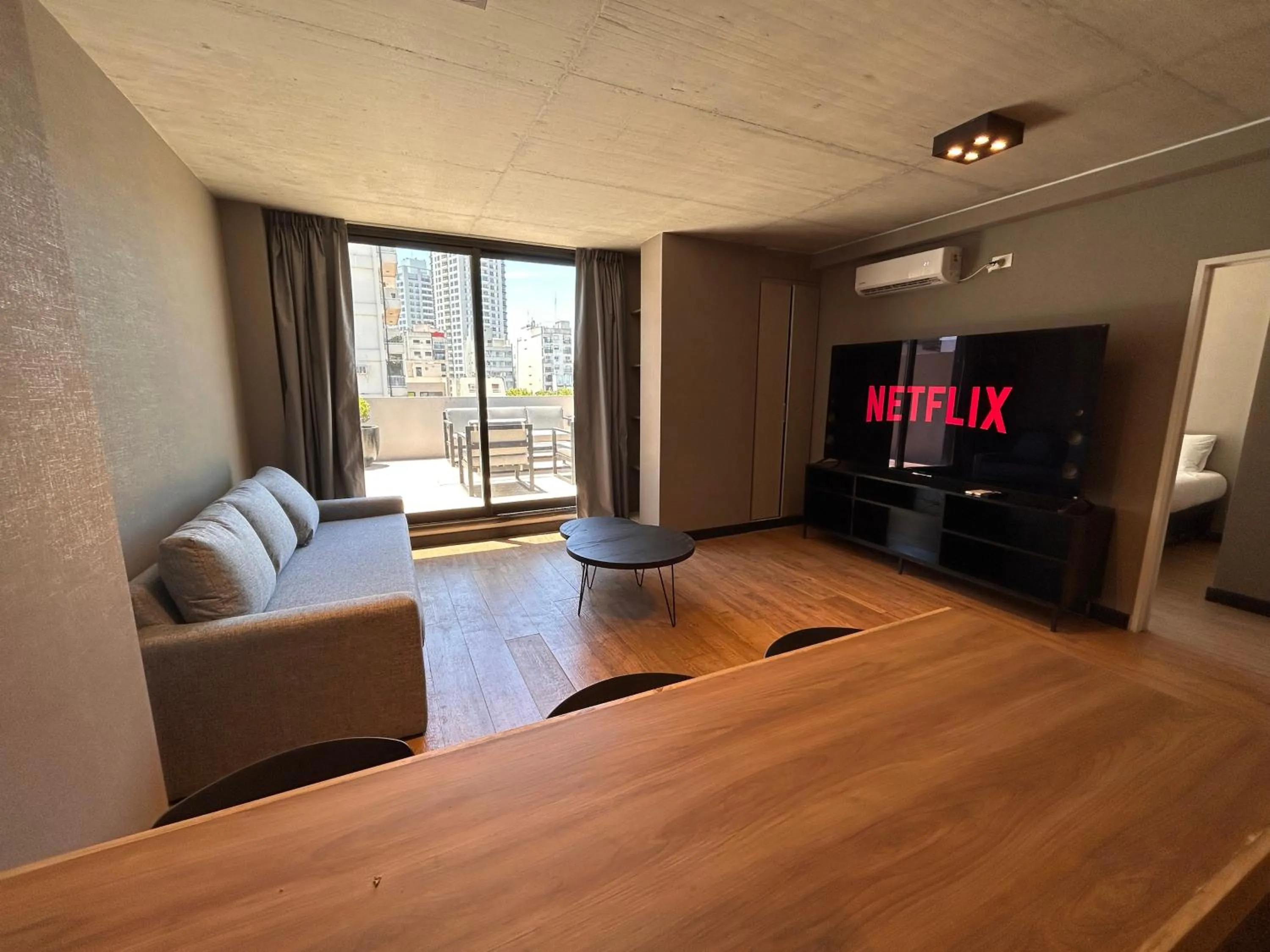 Communal lounge/ TV room in Live Soho Boutique Apartments Palermo Hollywood