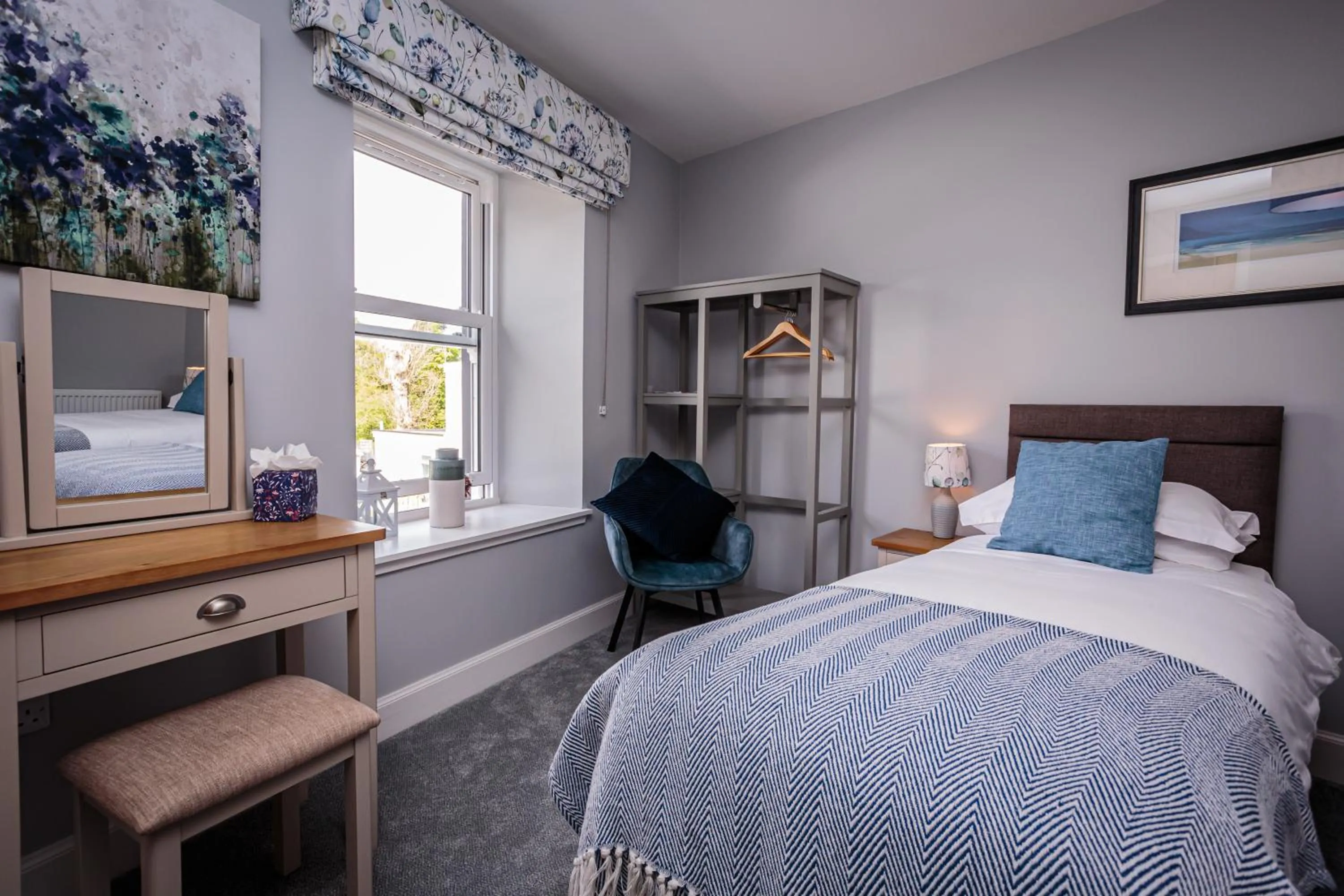 Bed in The Kenmuir Arms Hotel