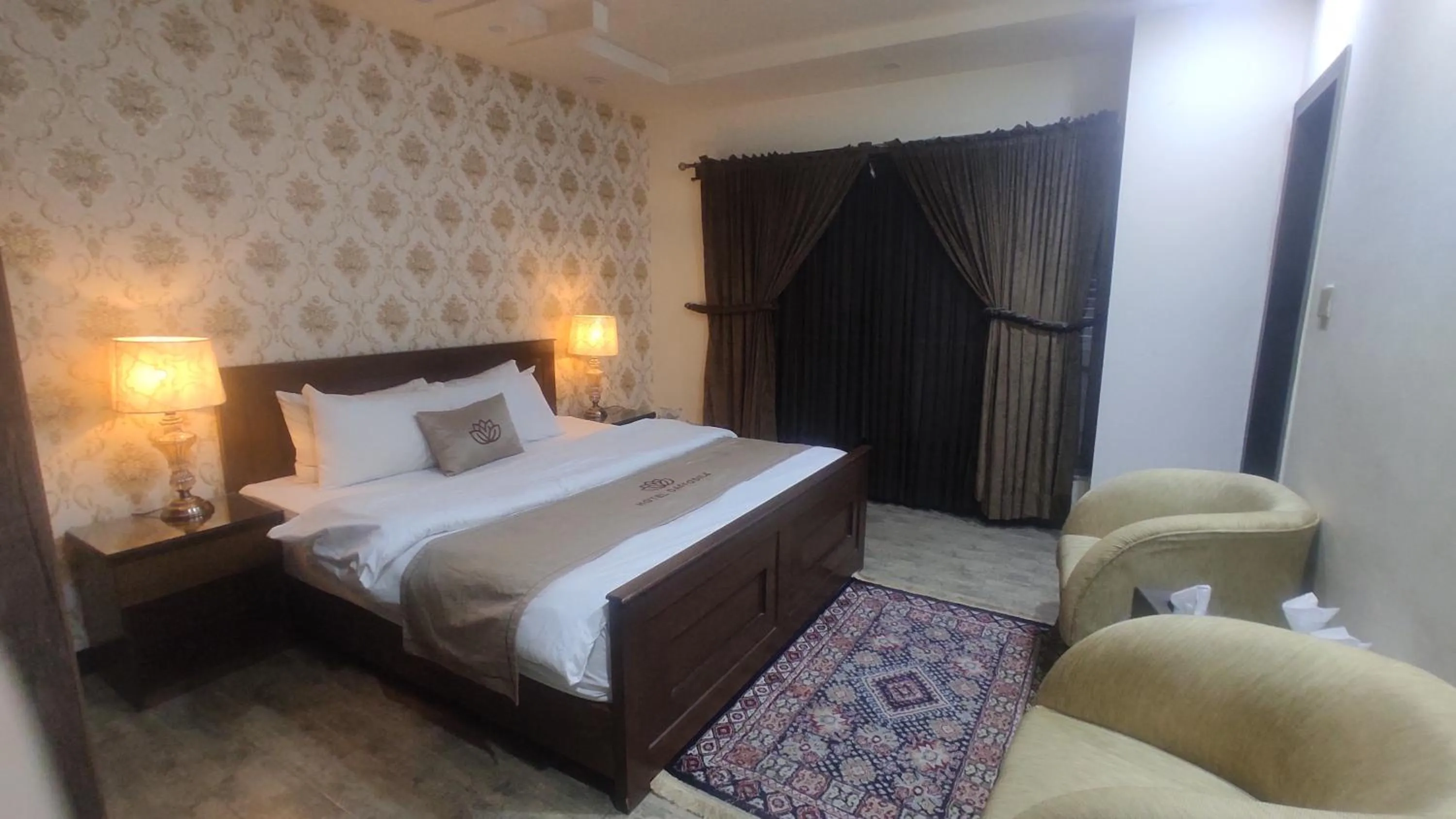 Bed in Hotel Daffodils