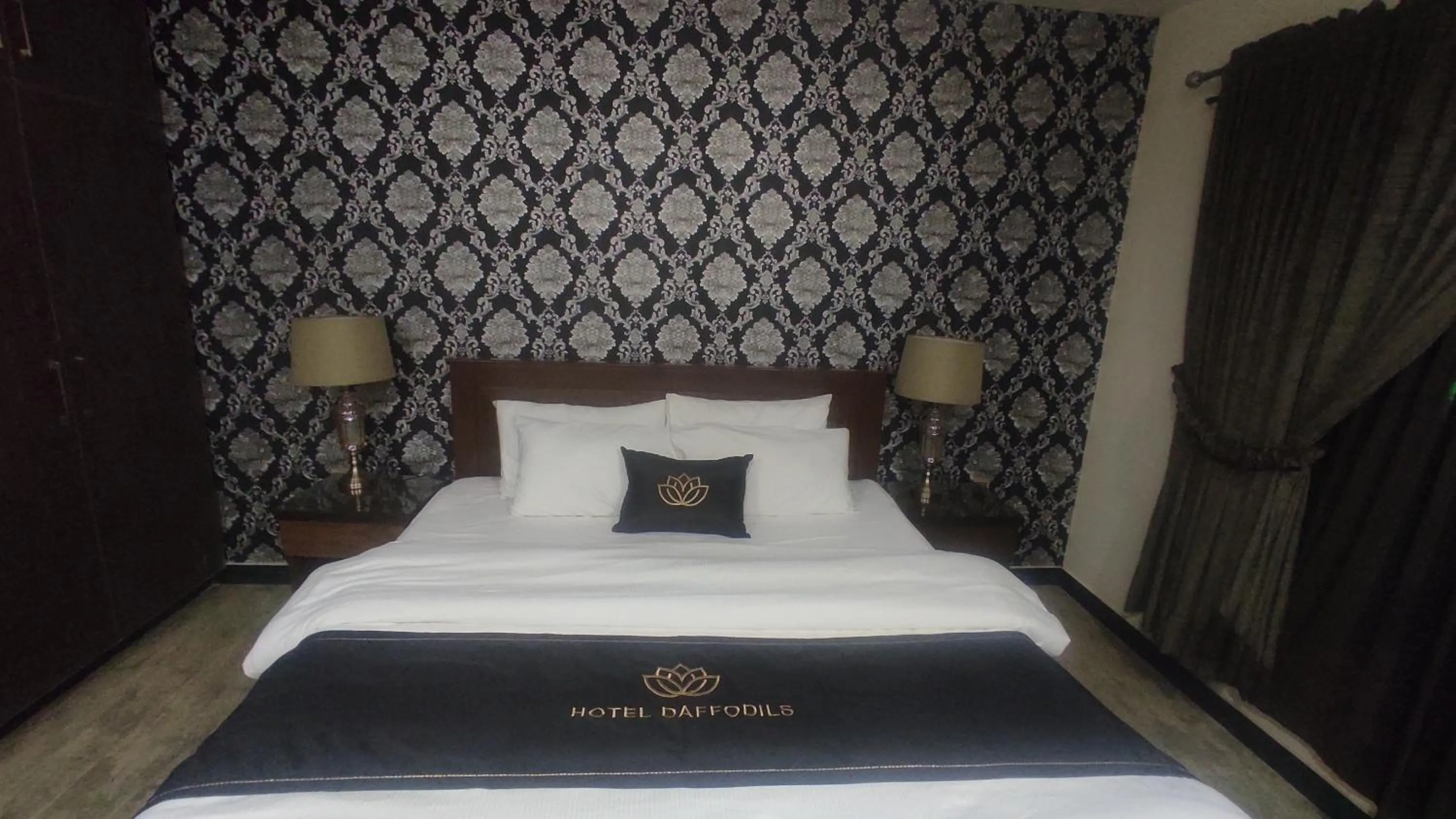 Bed in Hotel Daffodils