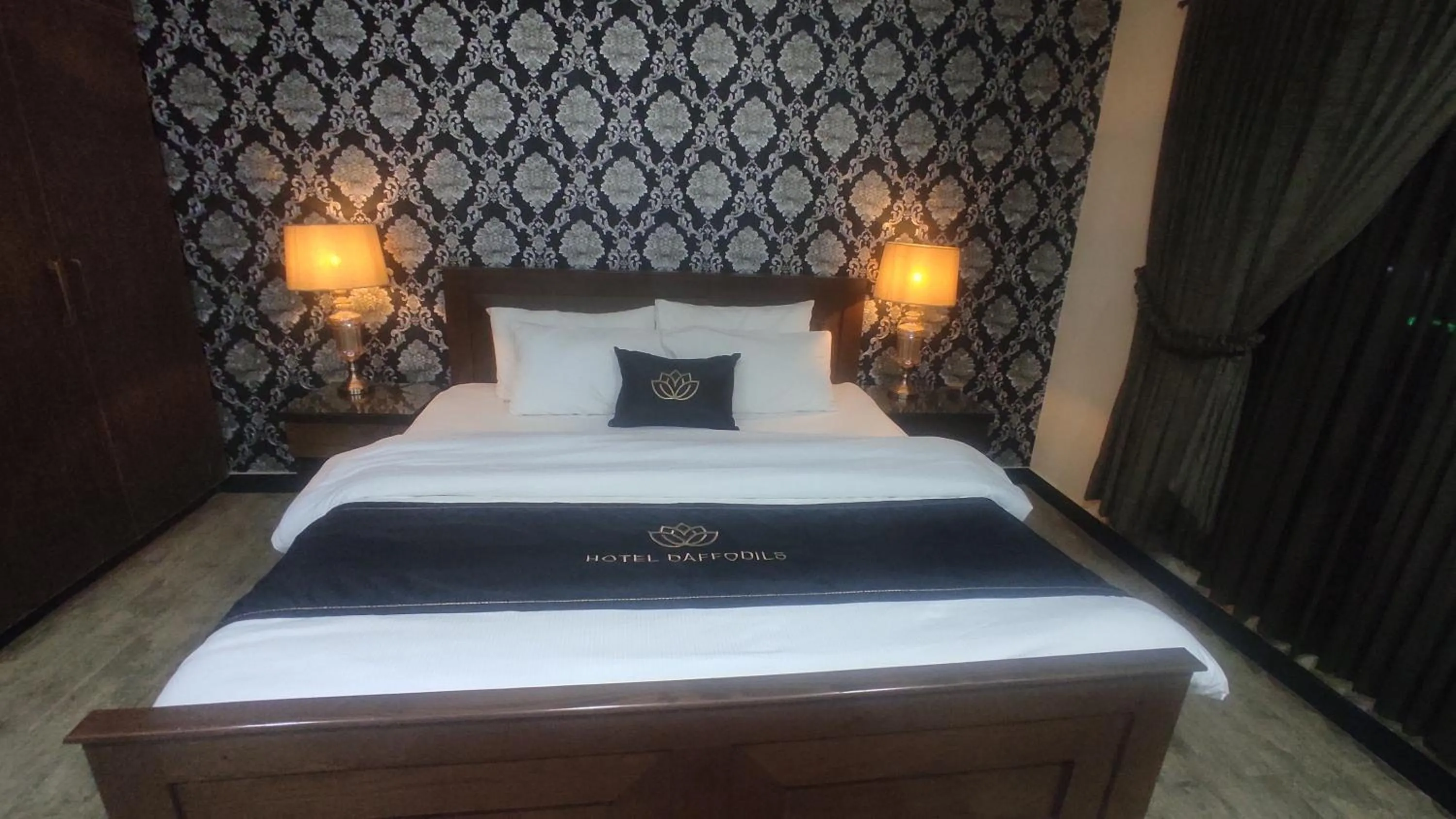 Bed in Hotel Daffodils