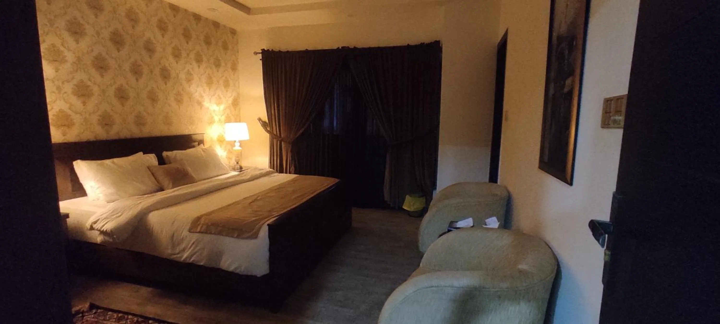 Bed in Hotel Daffodils