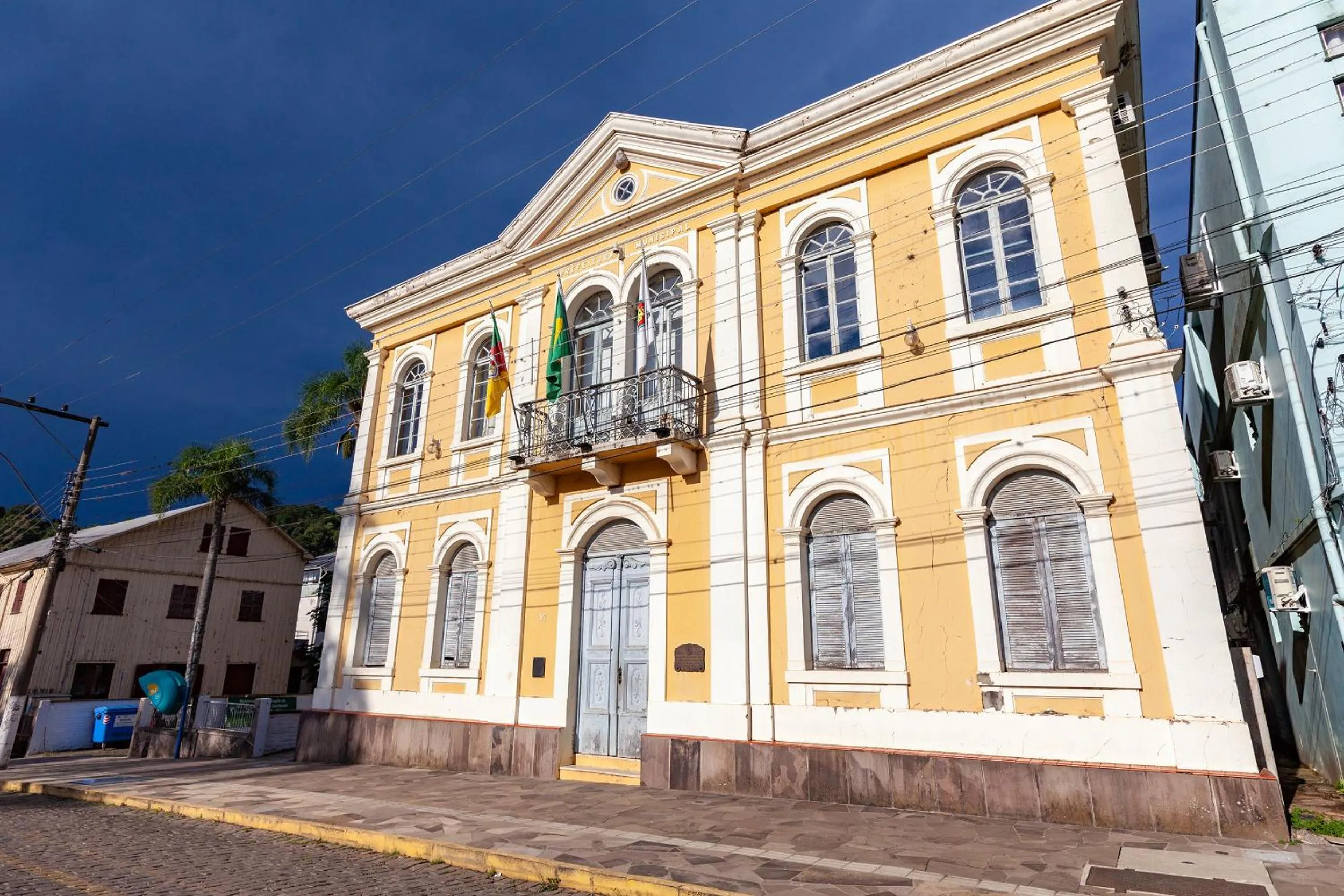 Seasons in Tri Hotel Antônio Prado