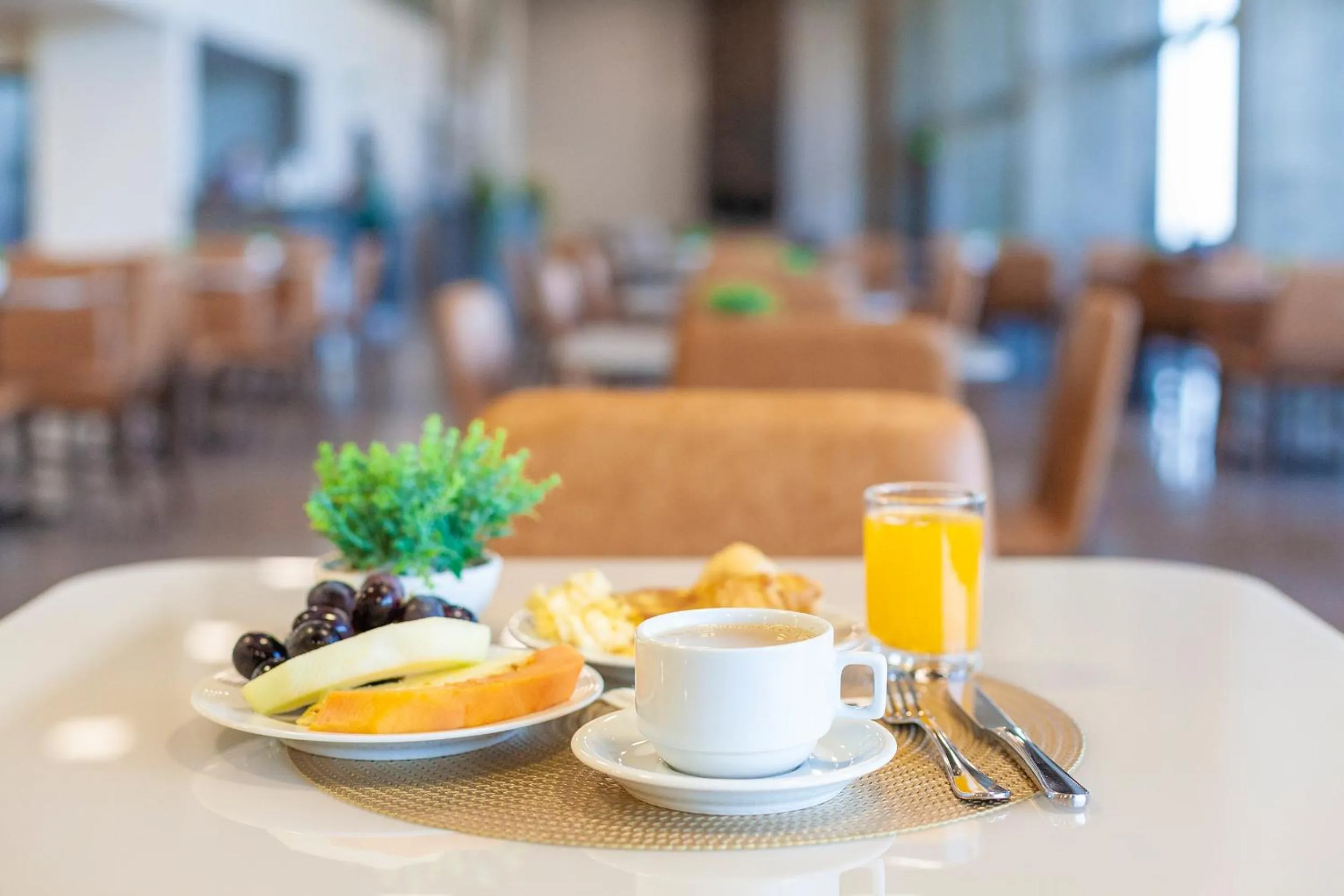 Breakfast in Tri Hotel Antônio Prado