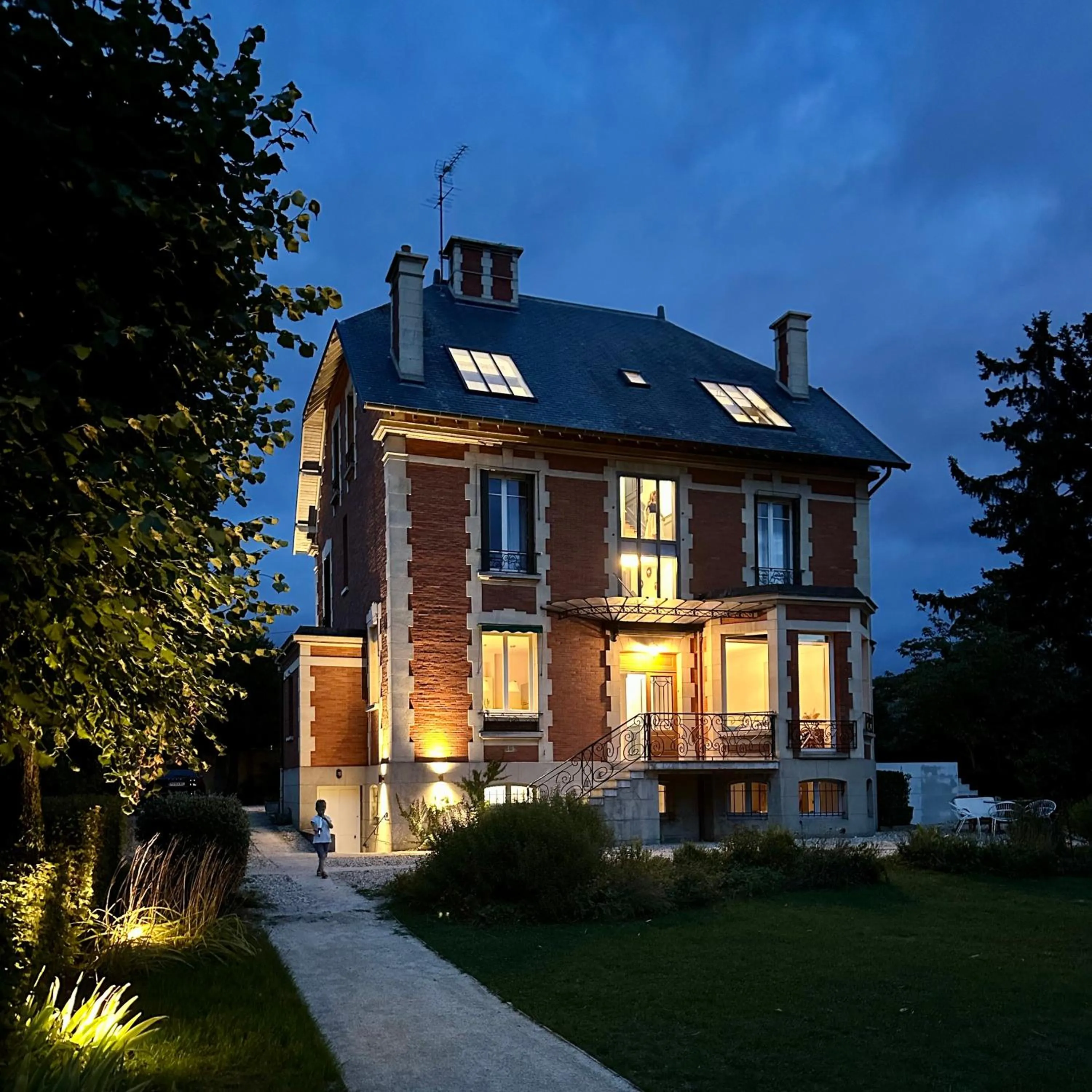 Property building in LA GRANDE MAISON LGM