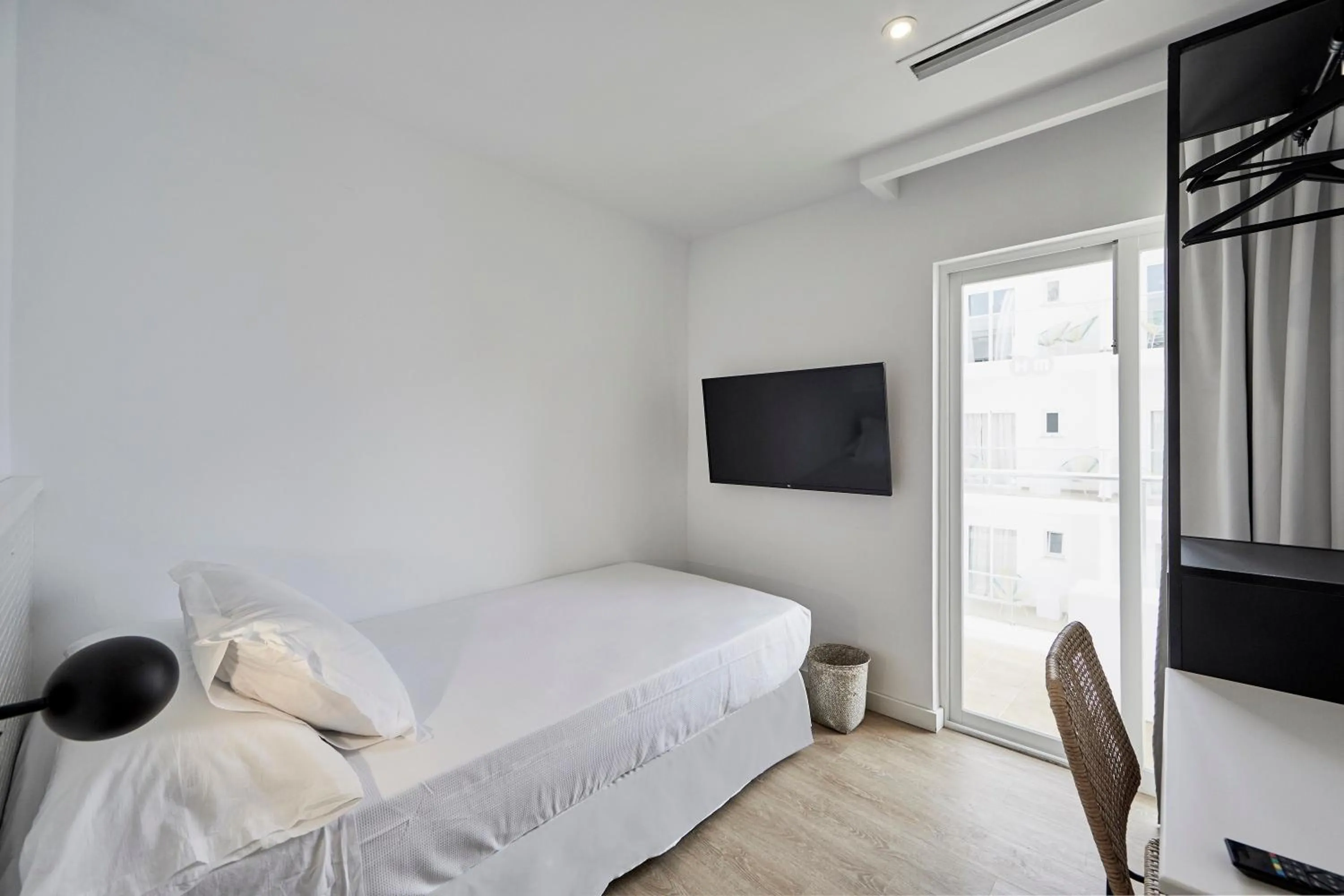 Bedroom, Bed in HM Dunas Blancas