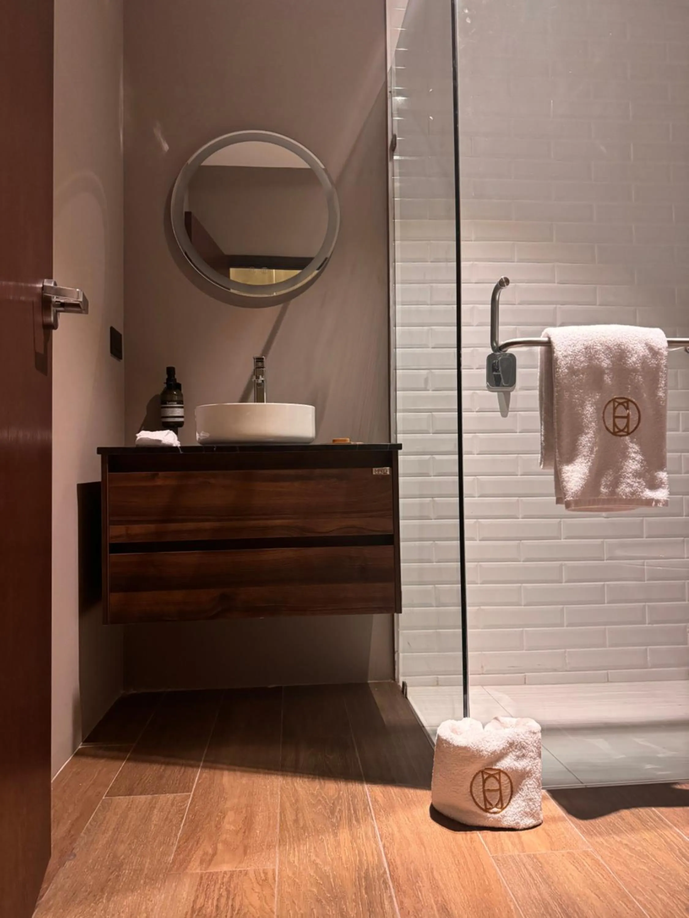 Bathroom in AMAE21 Lofts