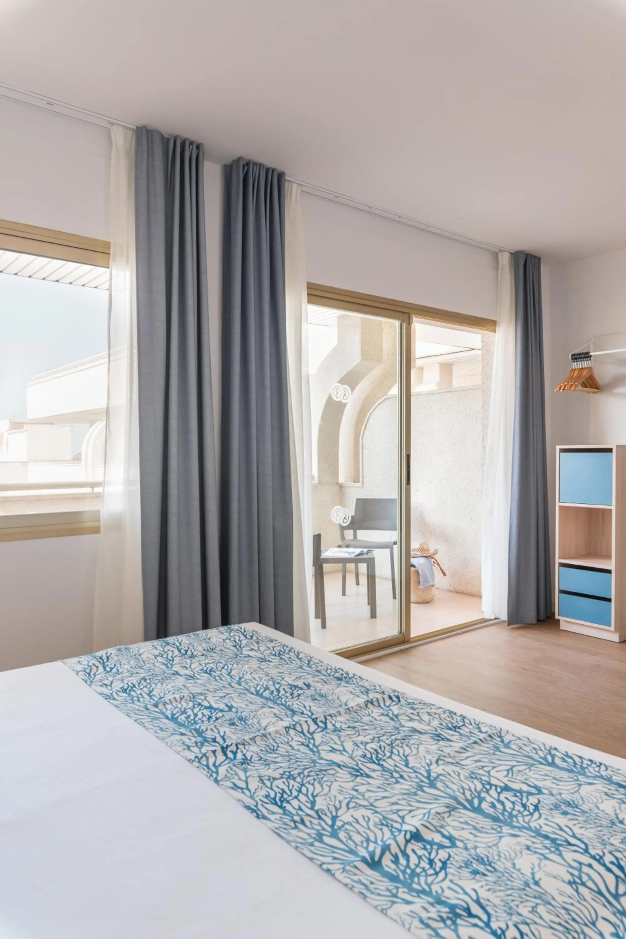 Bed in Hotel Salou Beach Family Rentalmar