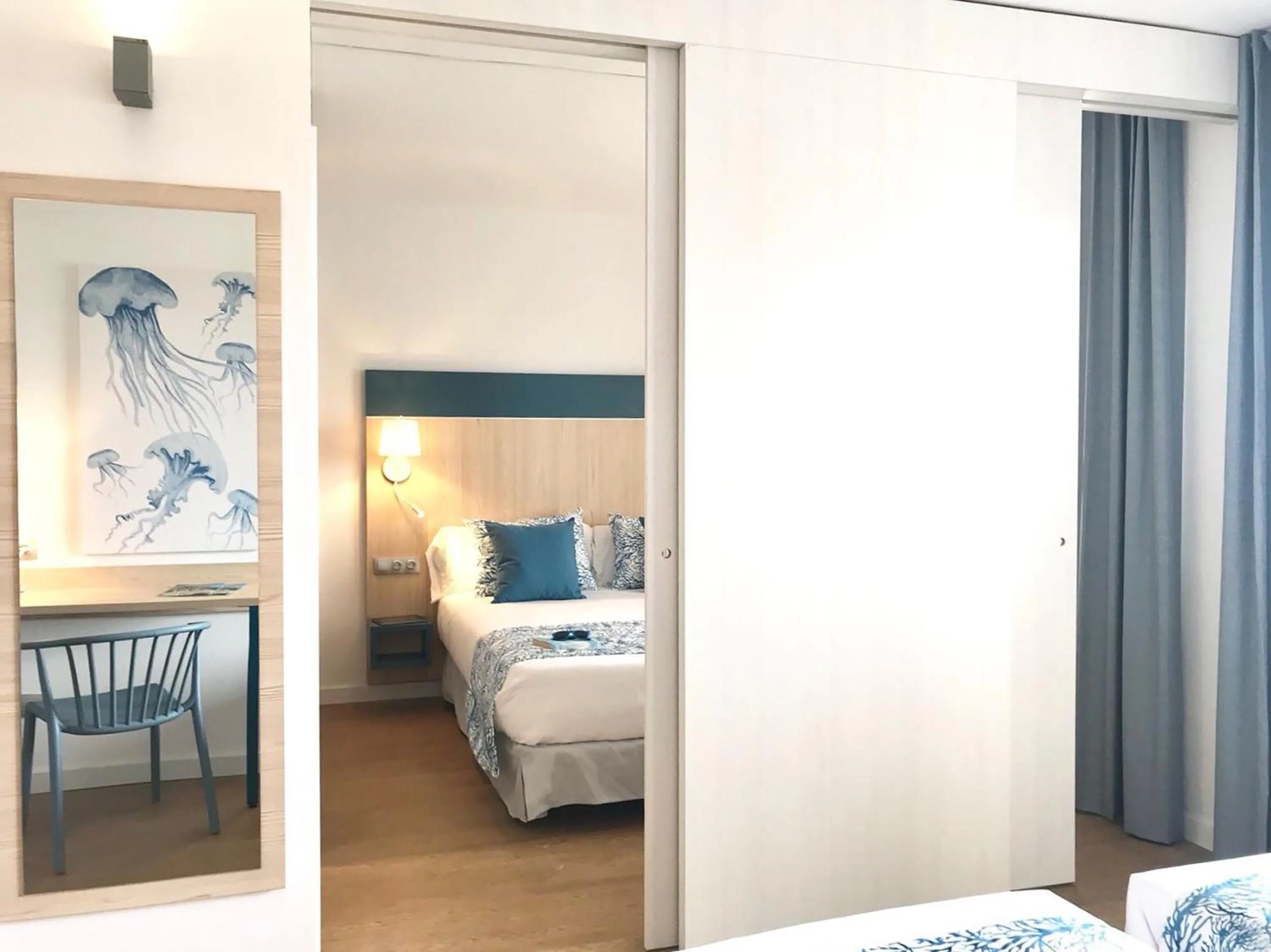 Bed in Hotel Salou Beach Family Rentalmar