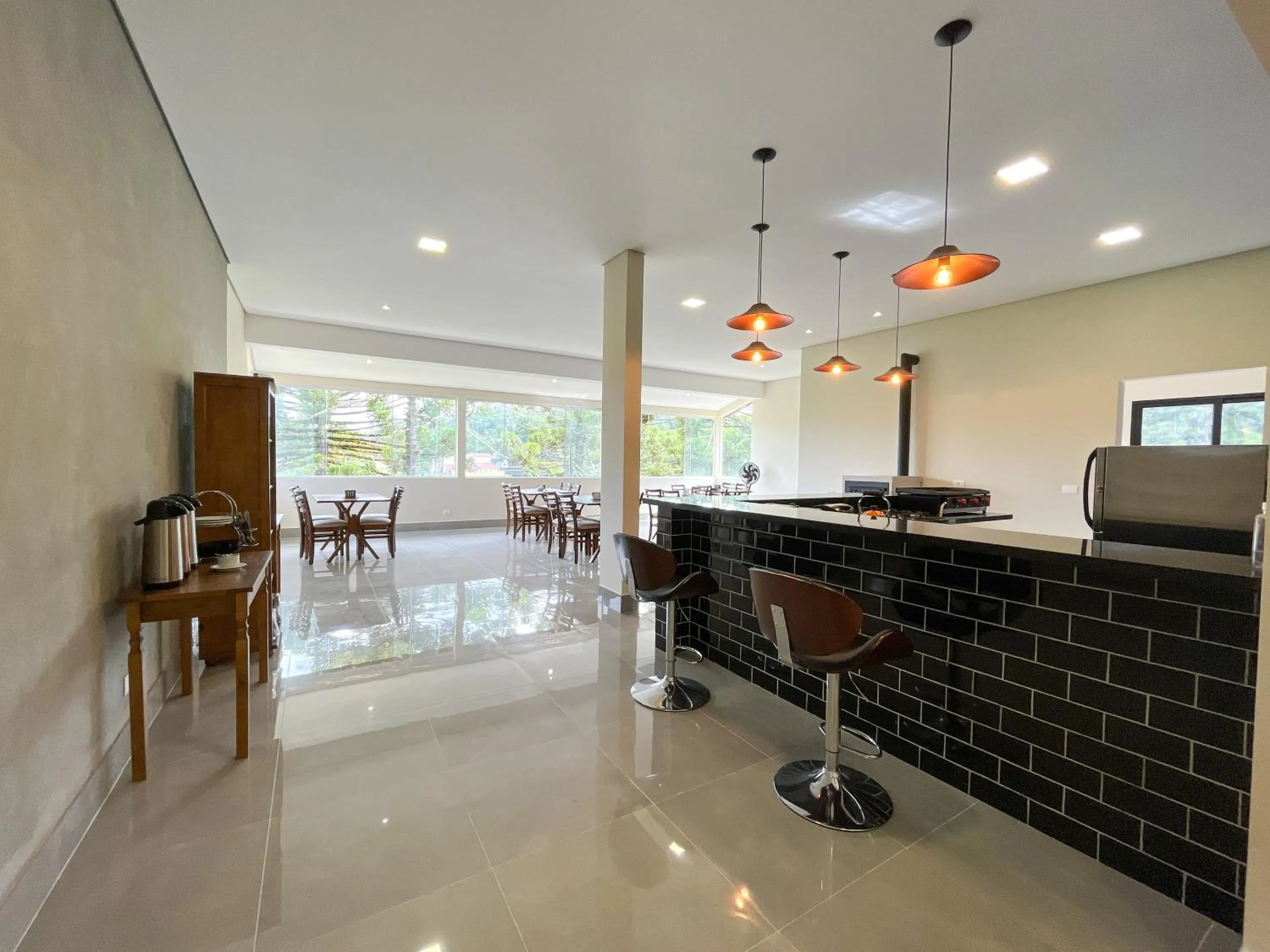 Restaurant/places to eat in Pousadinha Campos