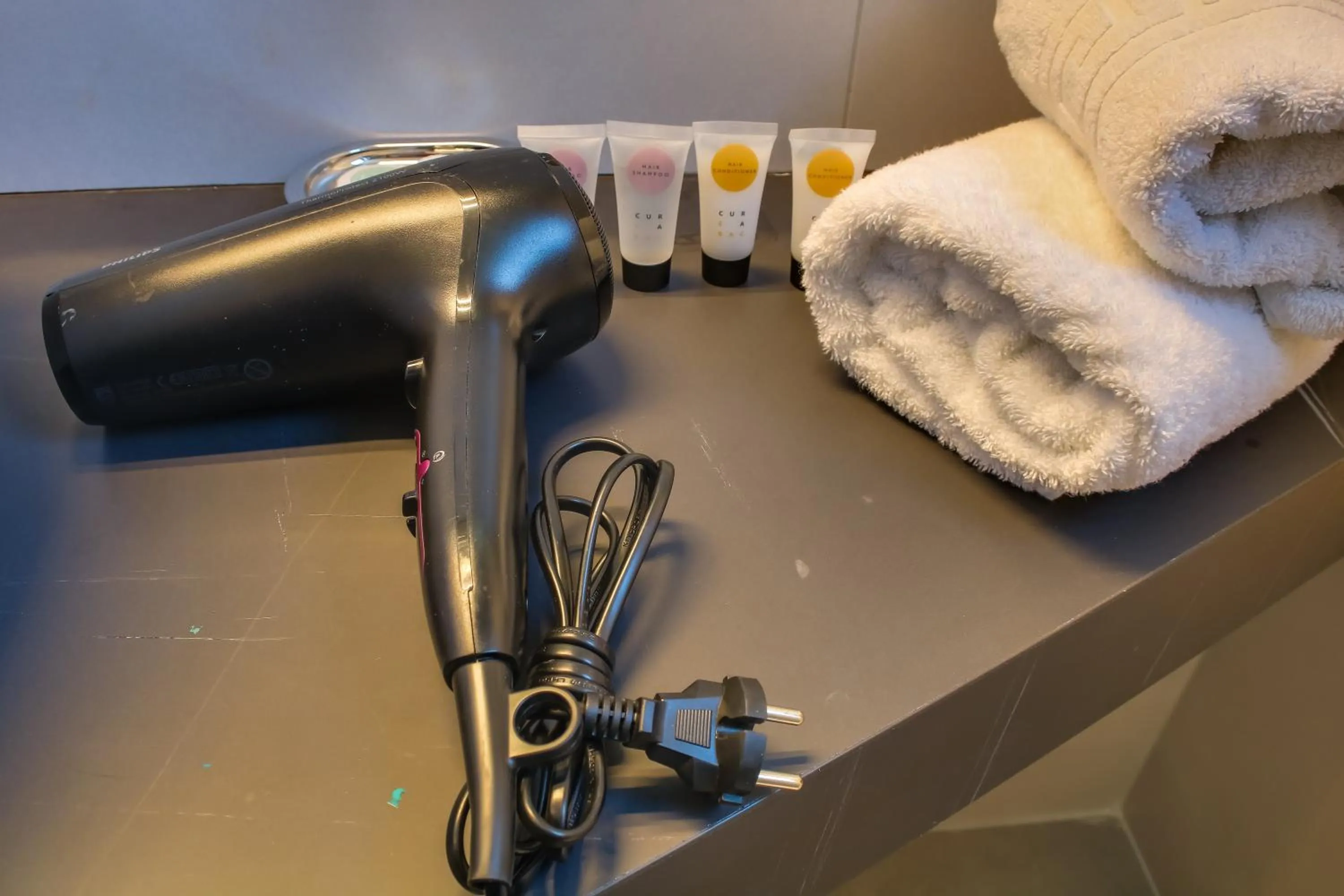 Shower in Alexis Hotel