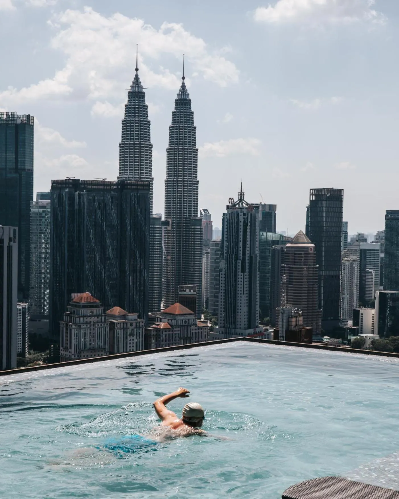Swimming pool in EXPRESSIONZ KLCC BY MANA-MANA