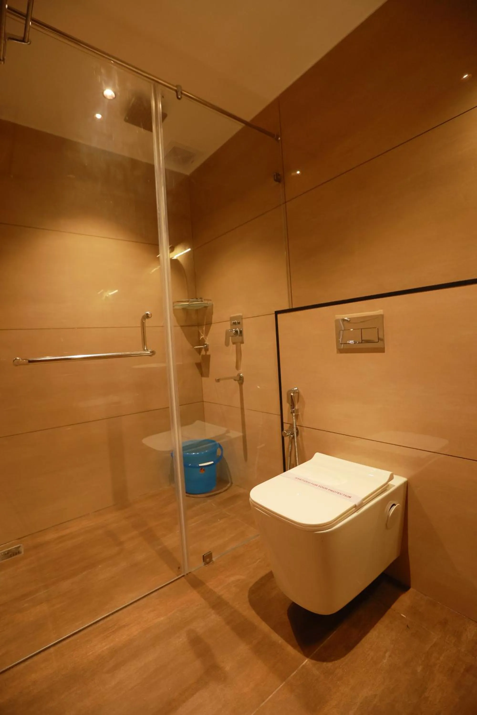 Shower in CMK HABITAT CENTRE