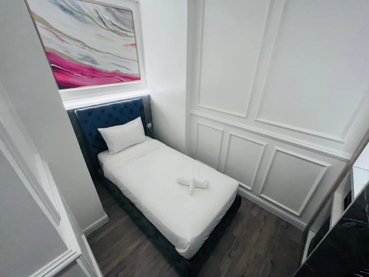 Bed in Frazel Heritage Hotel