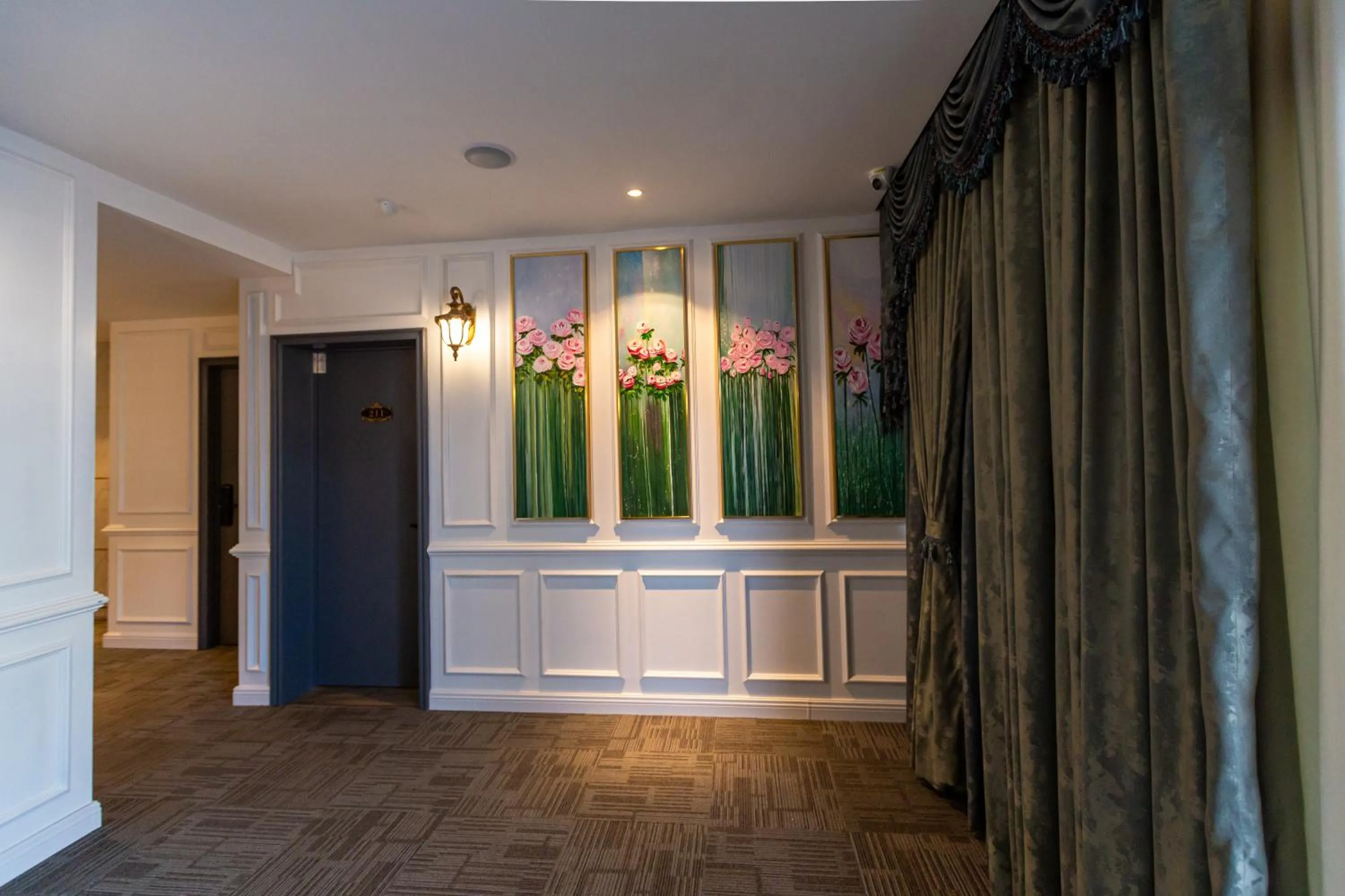 Decorative detail in Frazel Heritage Hotel