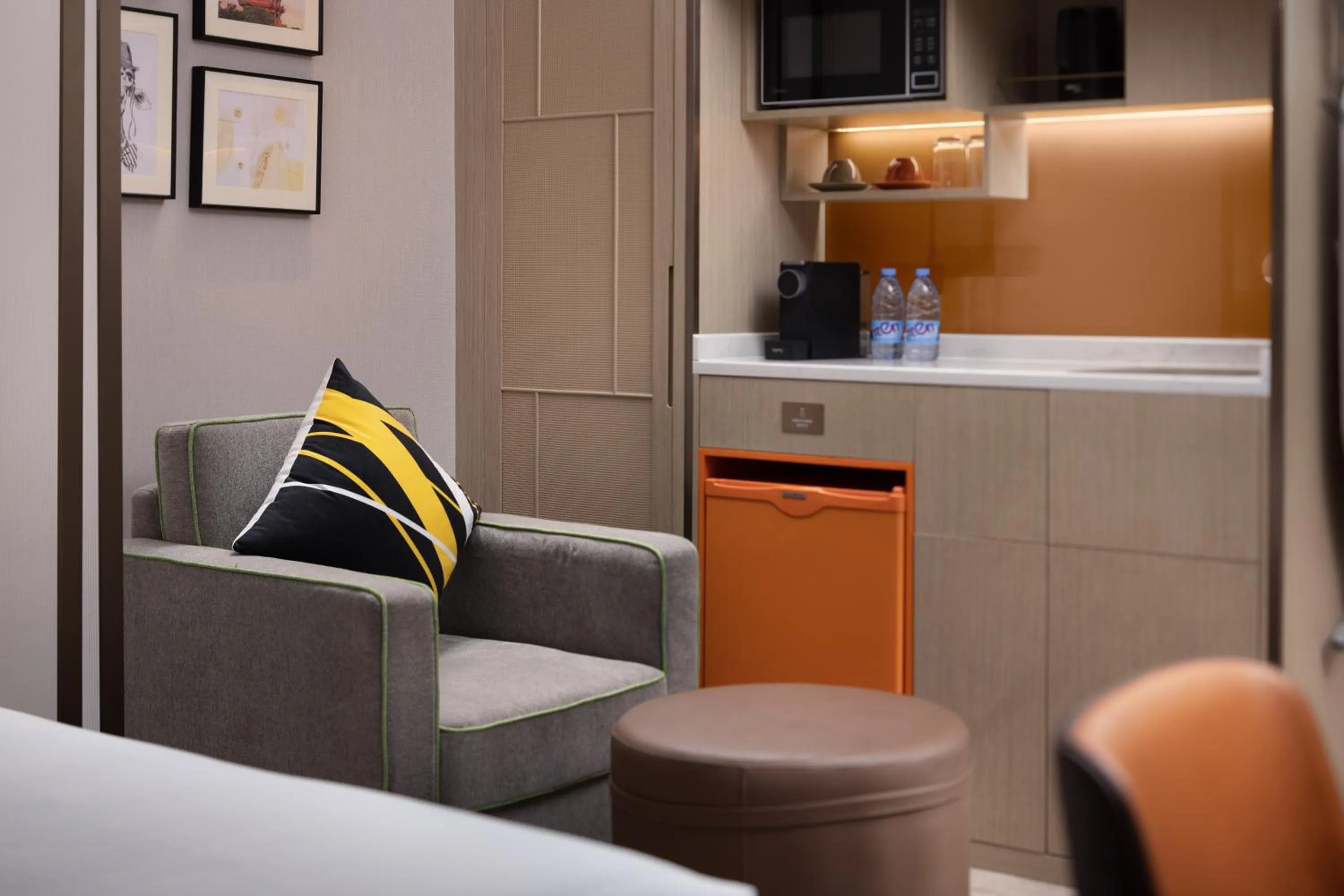 Seating area in Home2 Suites By Hilton Wuhan Hankou Railway Station