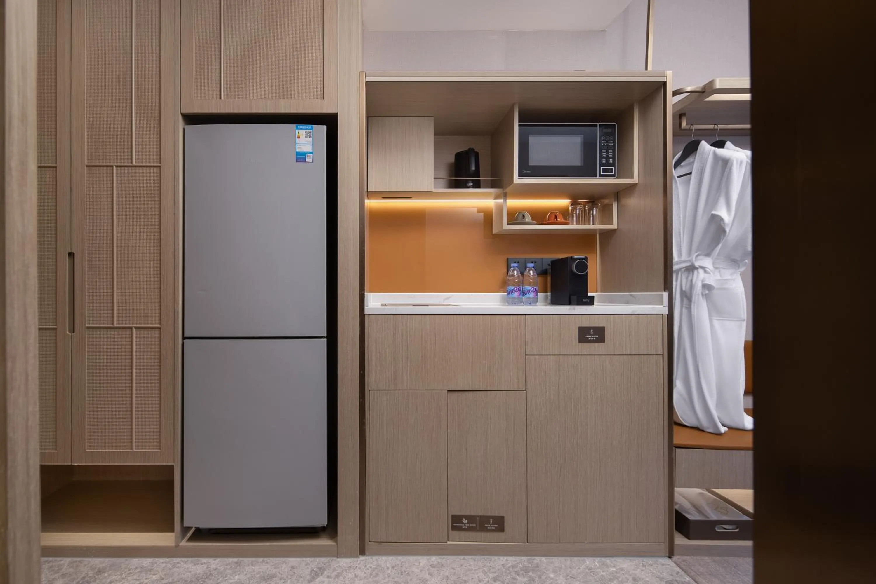 minibar in Home2 Suites By Hilton Wuhan Hankou Railway Station
