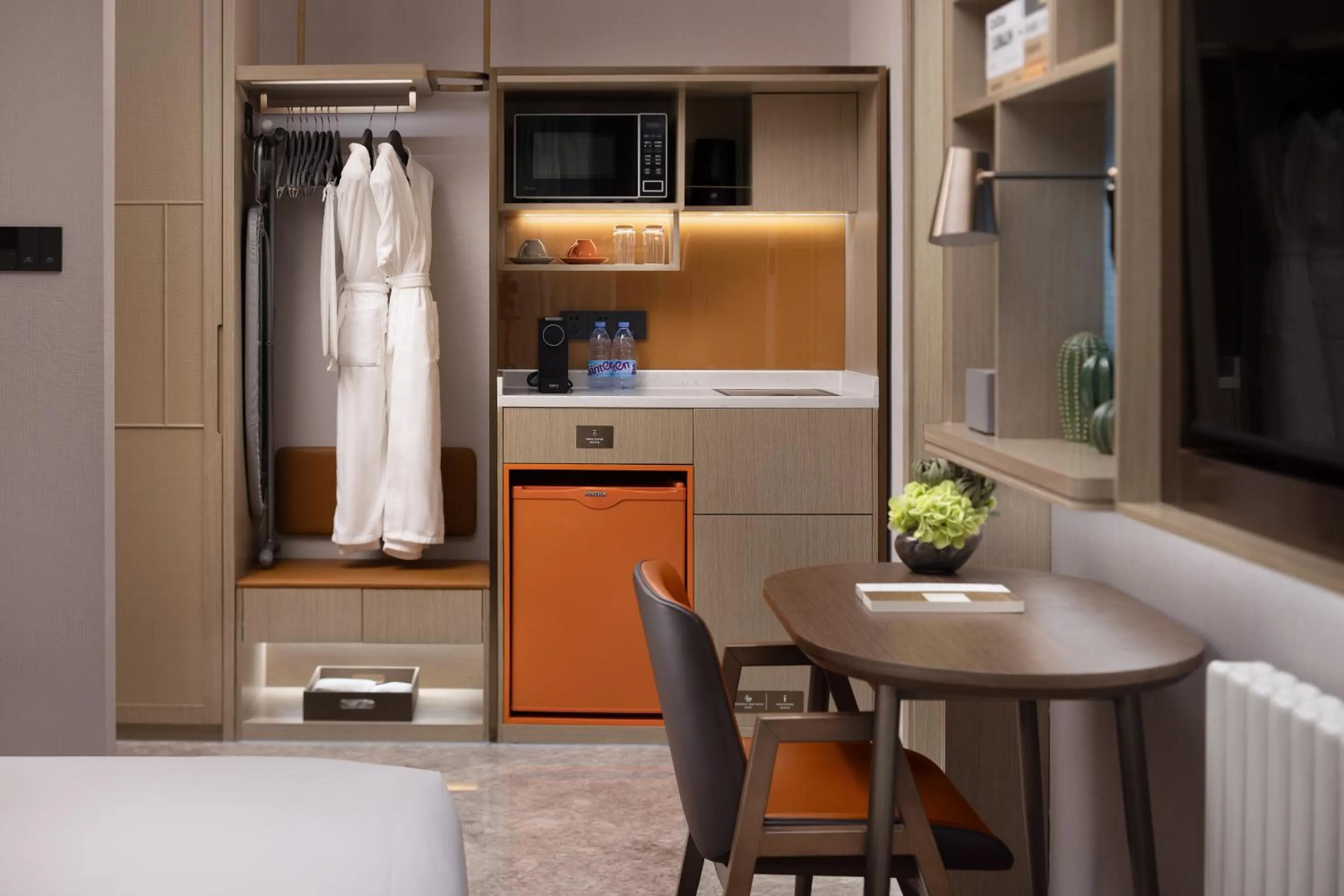 Seating area in Home2 Suites By Hilton Wuhan Hankou Railway Station