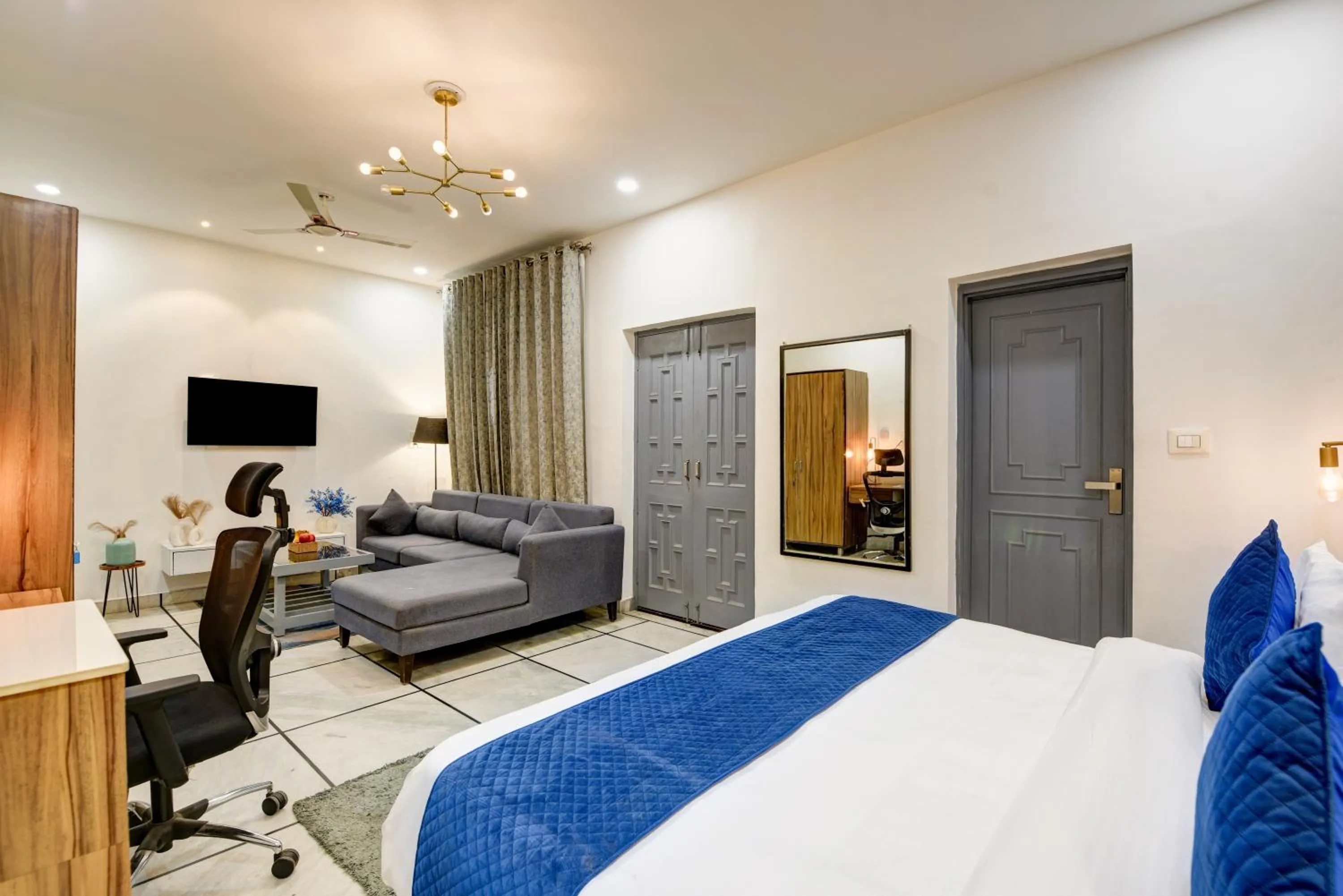 Bed in Gallivanto Inn - Rohini