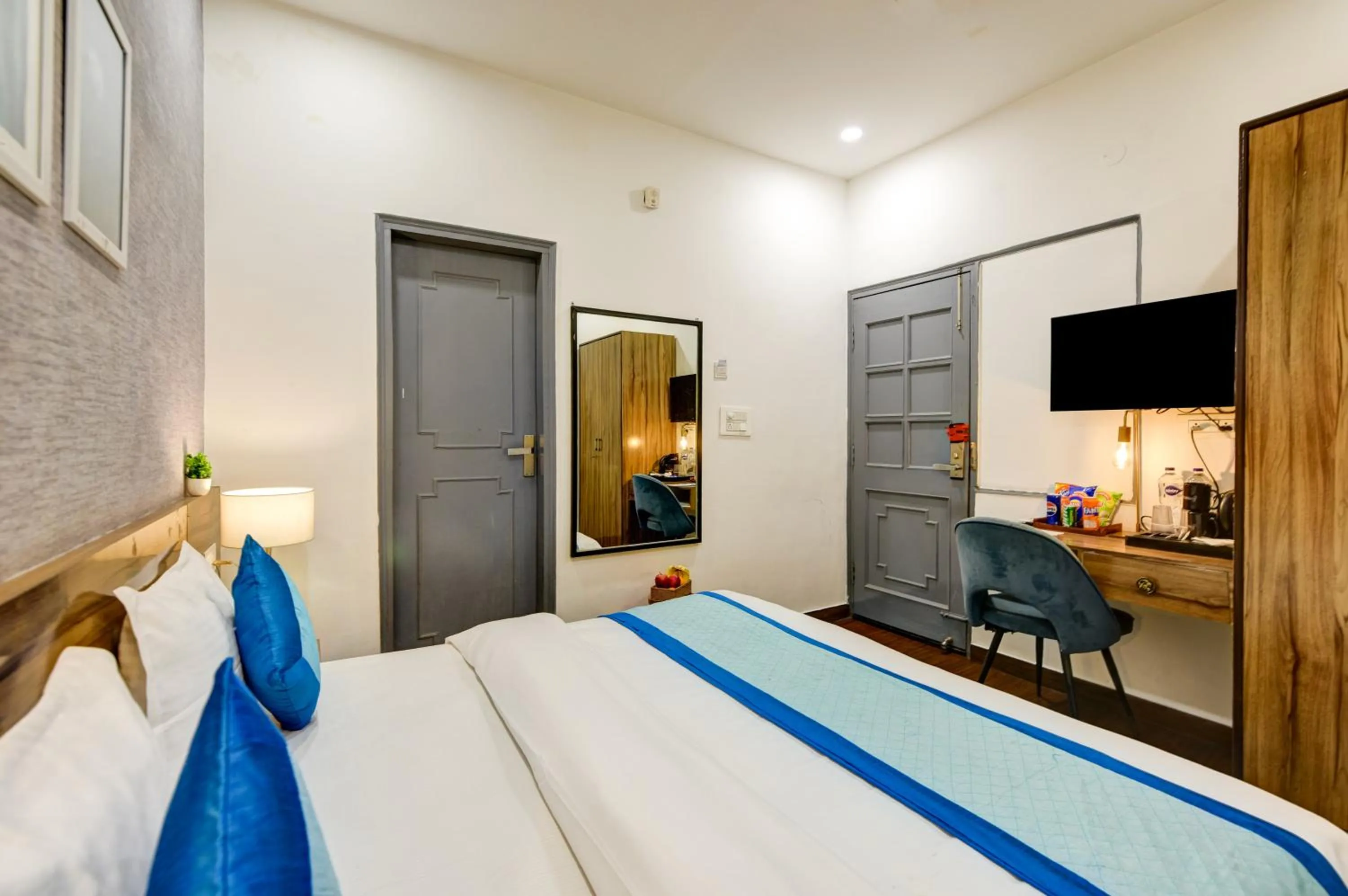 Bed in Gallivanto Inn - Rohini