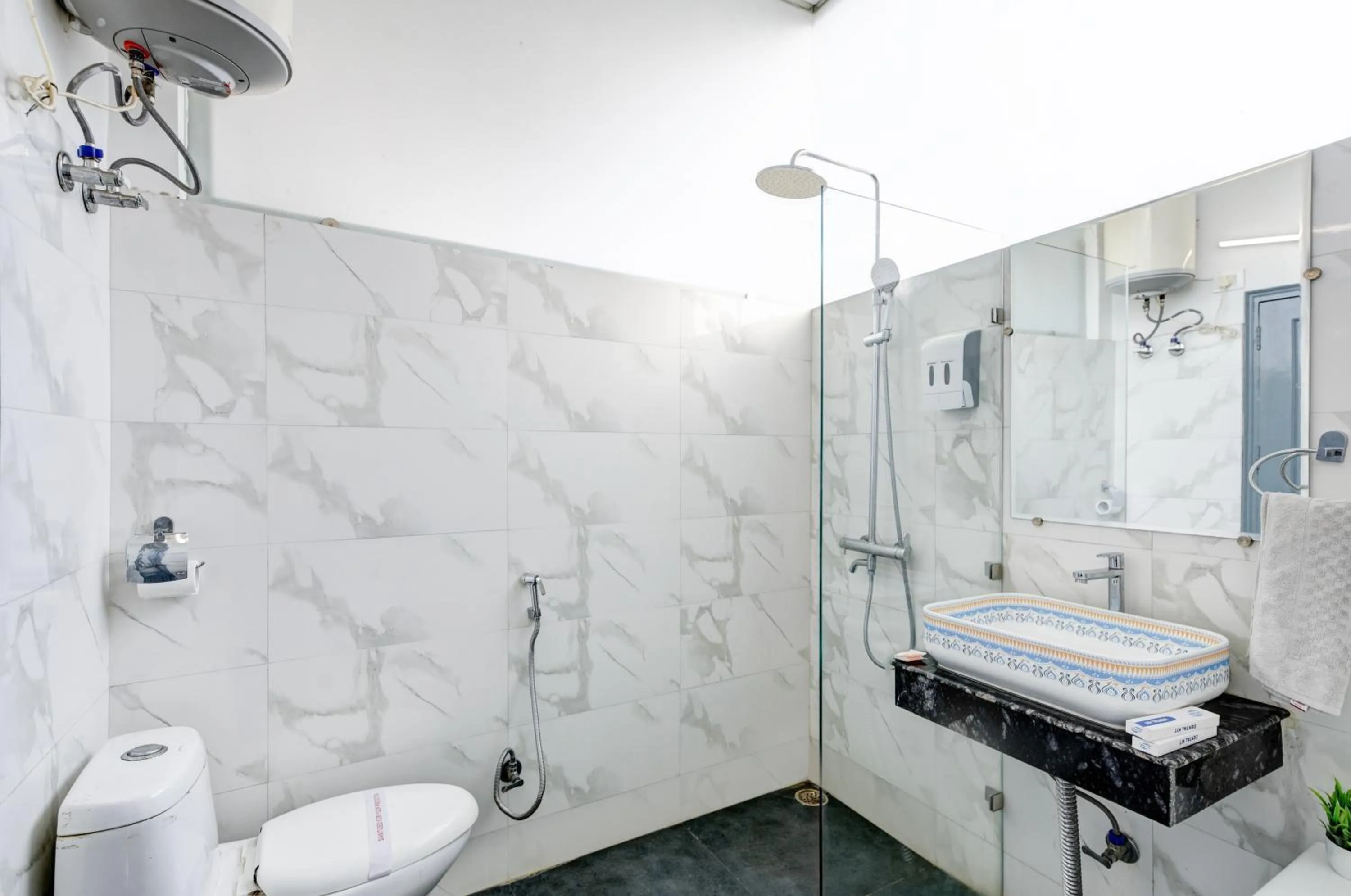 Bathroom in Gallivanto Inn - Rohini