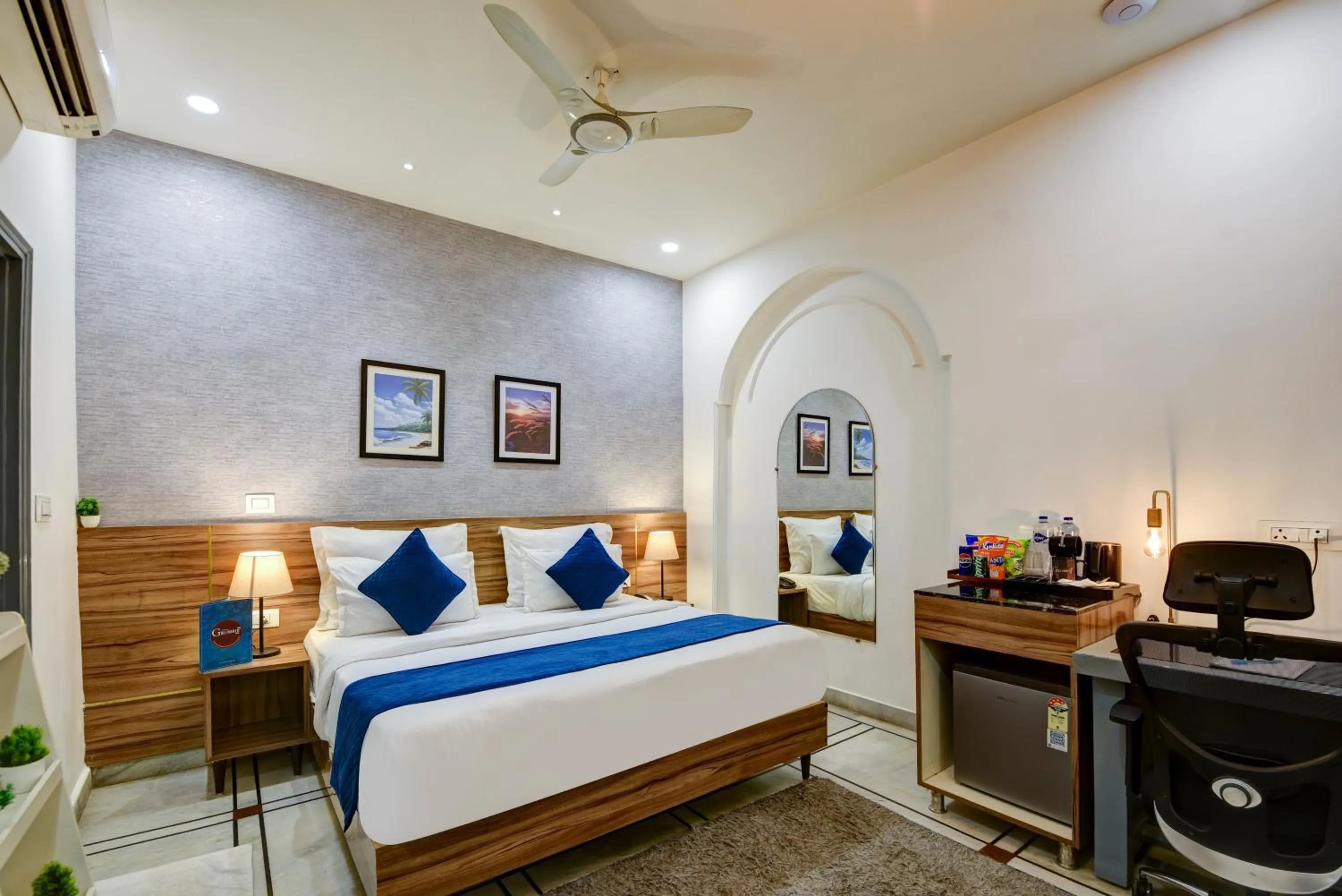 Bed in Gallivanto Inn - Rohini