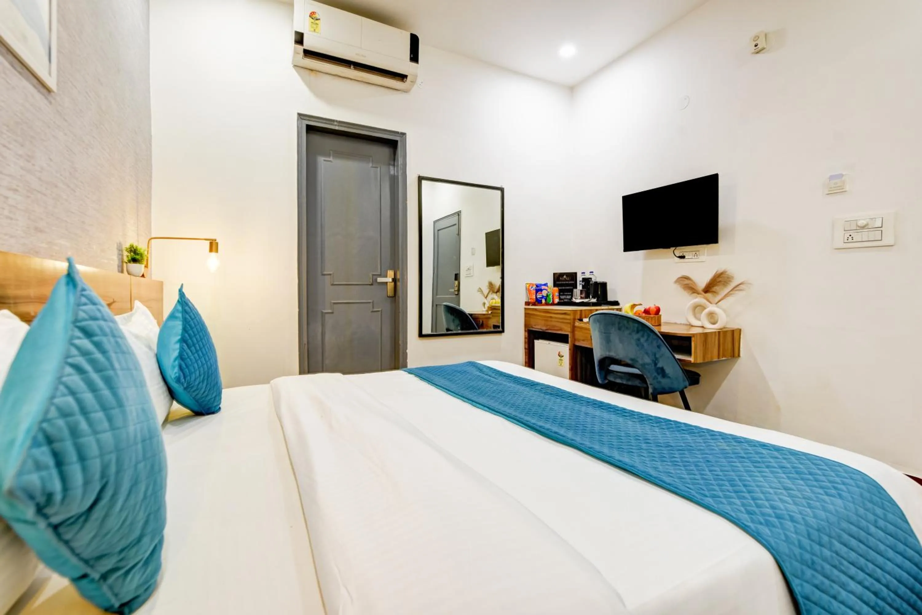 Bed in Gallivanto Inn - Rohini