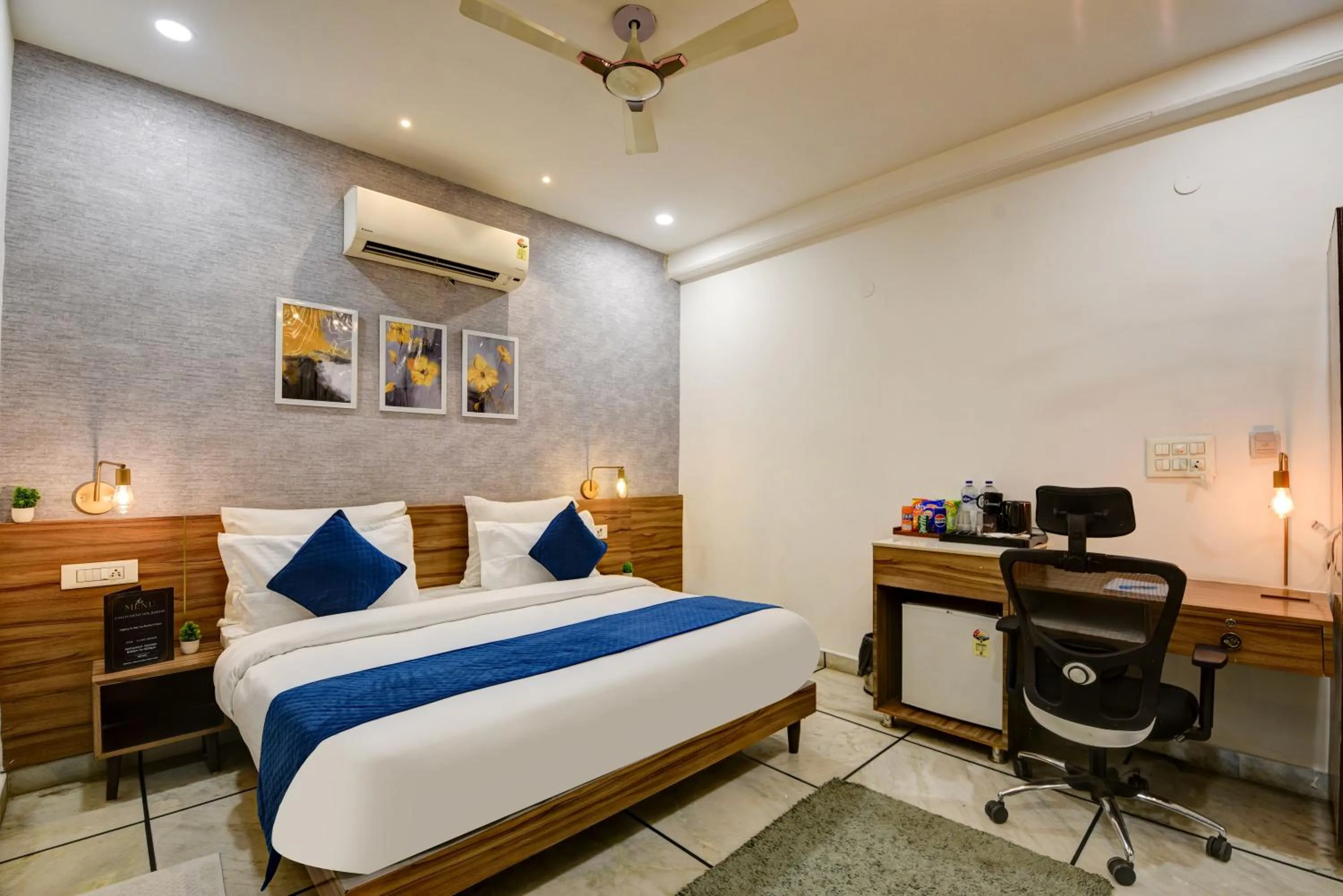 Bed in Gallivanto Inn - Rohini