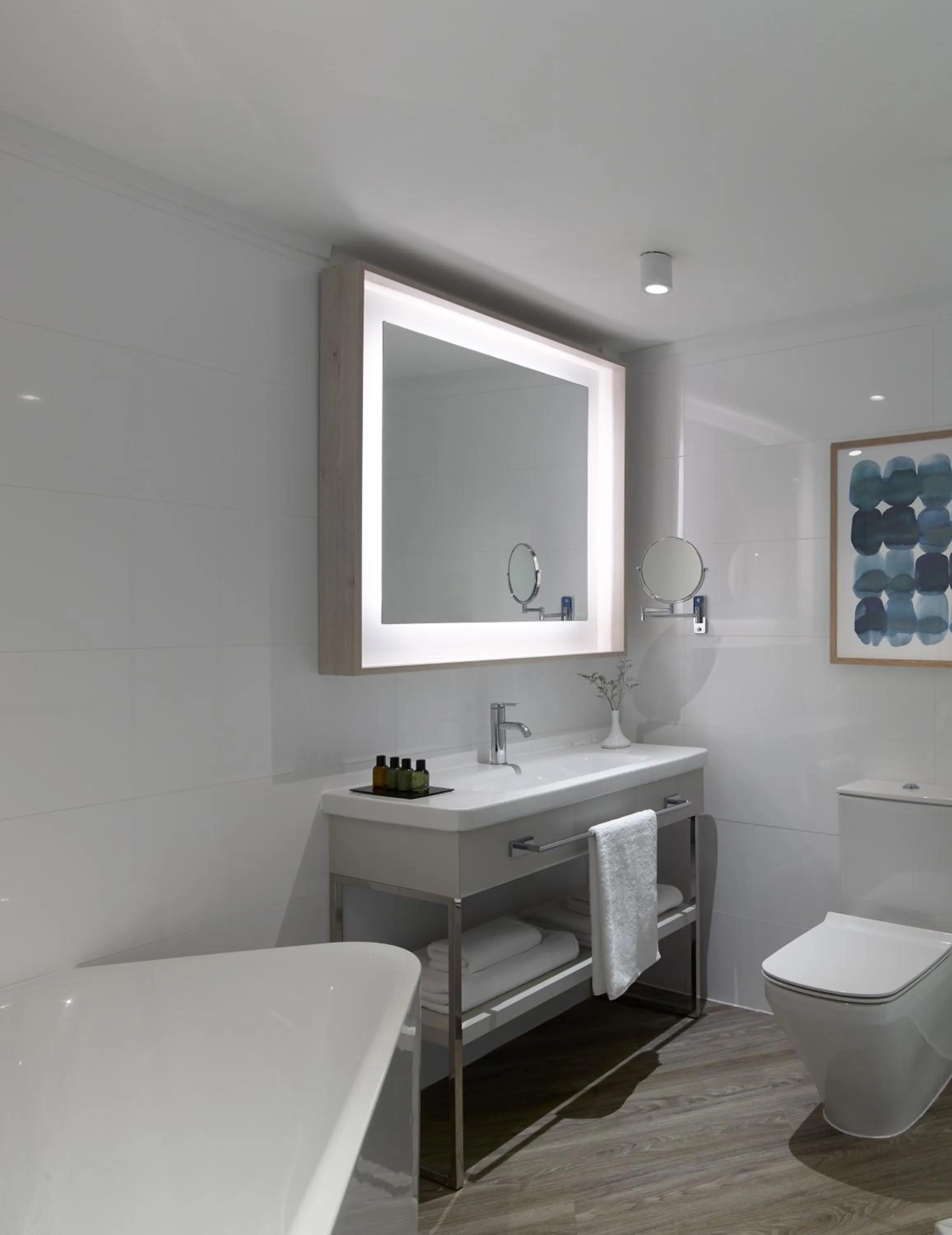 Bathroom in Rhodes Bay Hotel & Spa