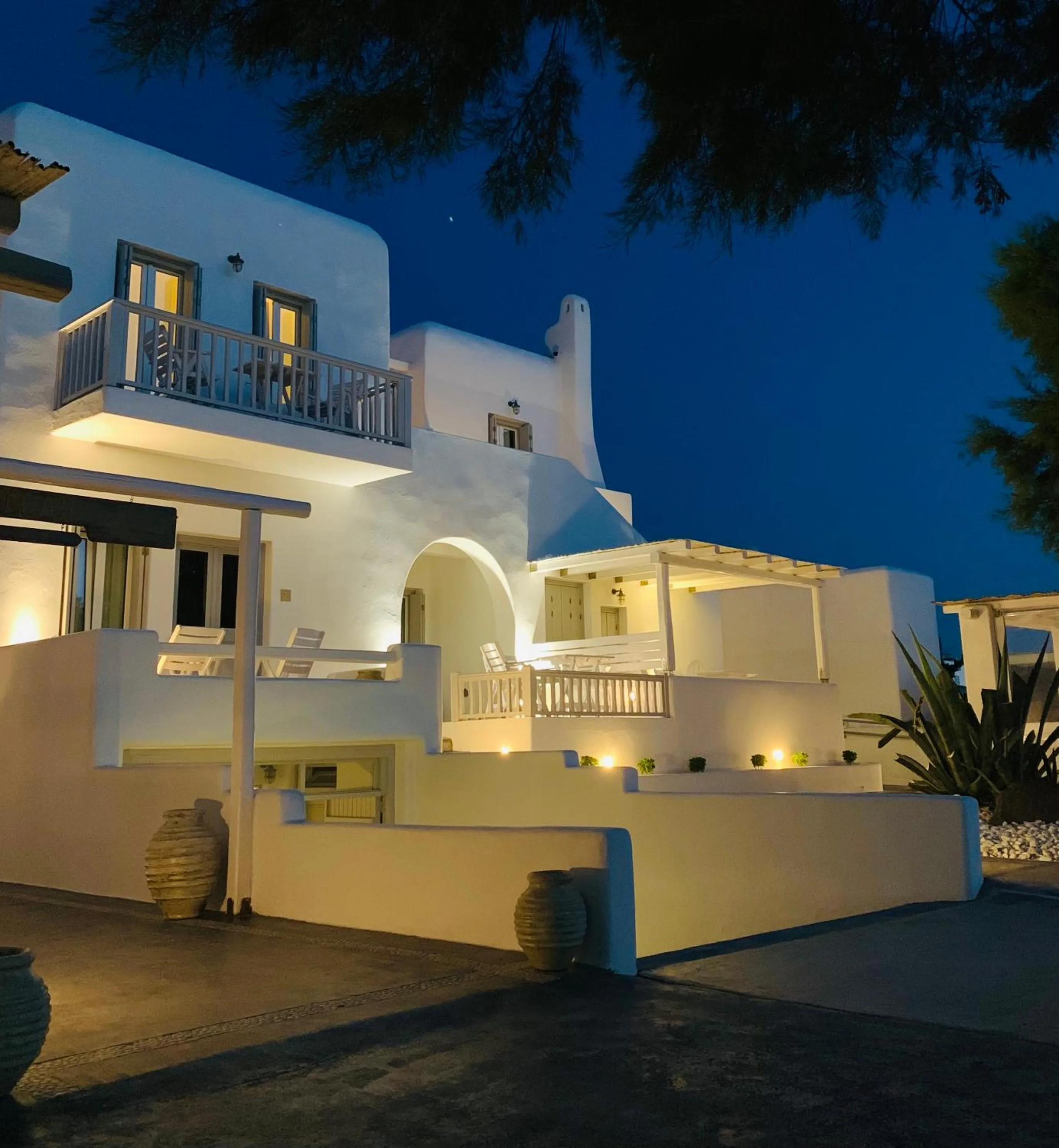 Property building in Nefeli Sunset Studios