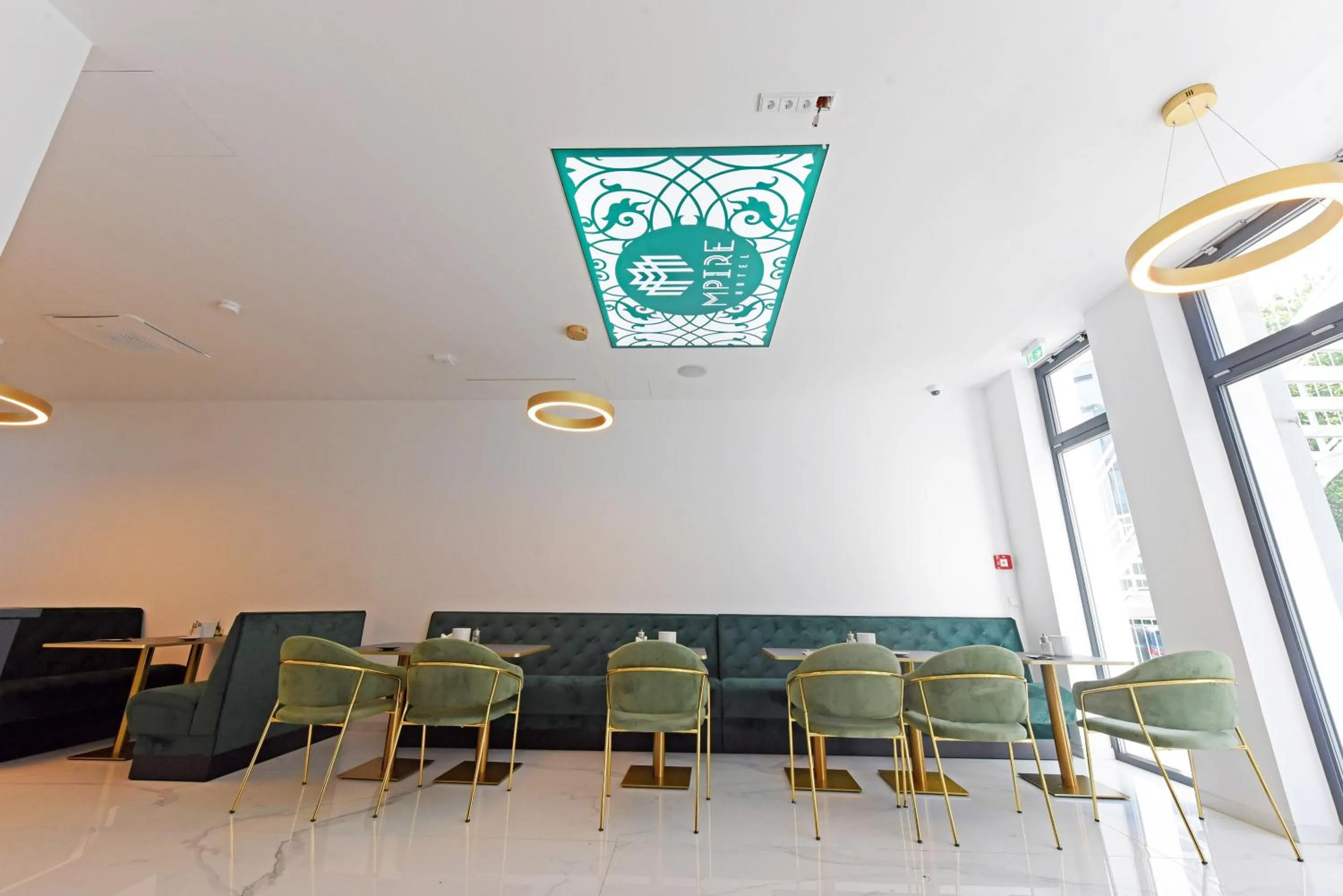 Seating area in M-Pire Hotel Berlin