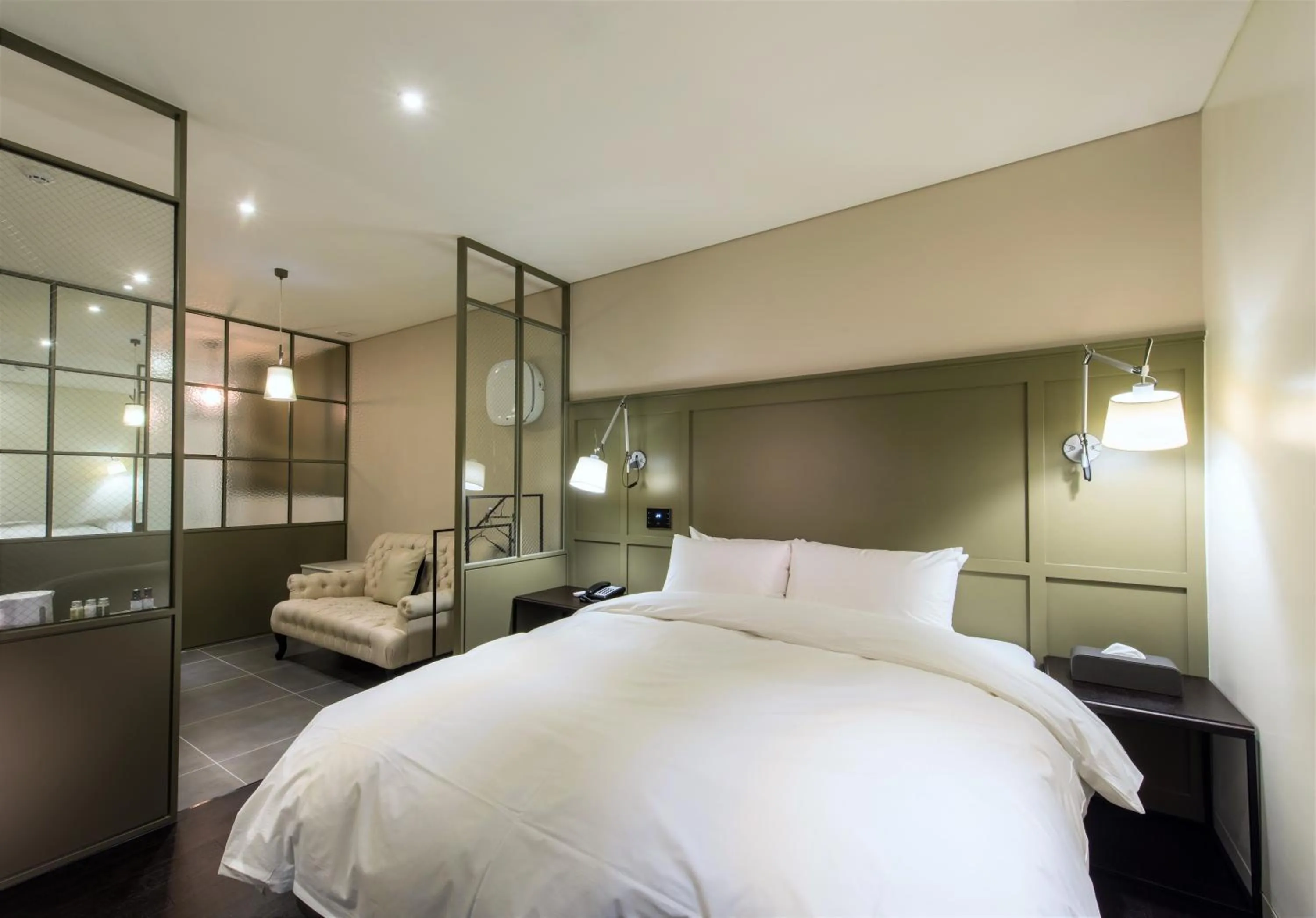 Bed in Le Stendal Hotel