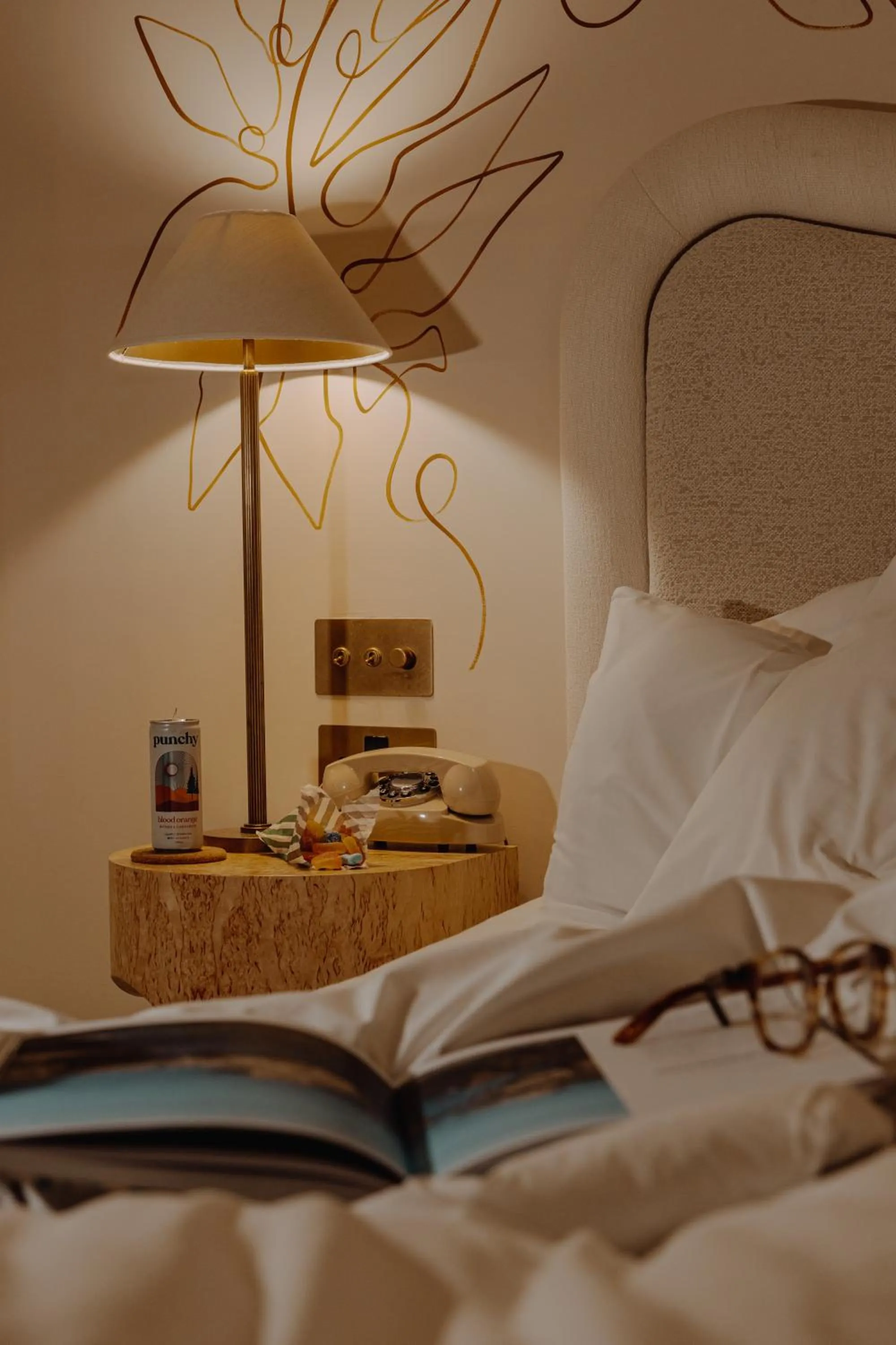 Bed in No 42 by GuestHouse, Margate