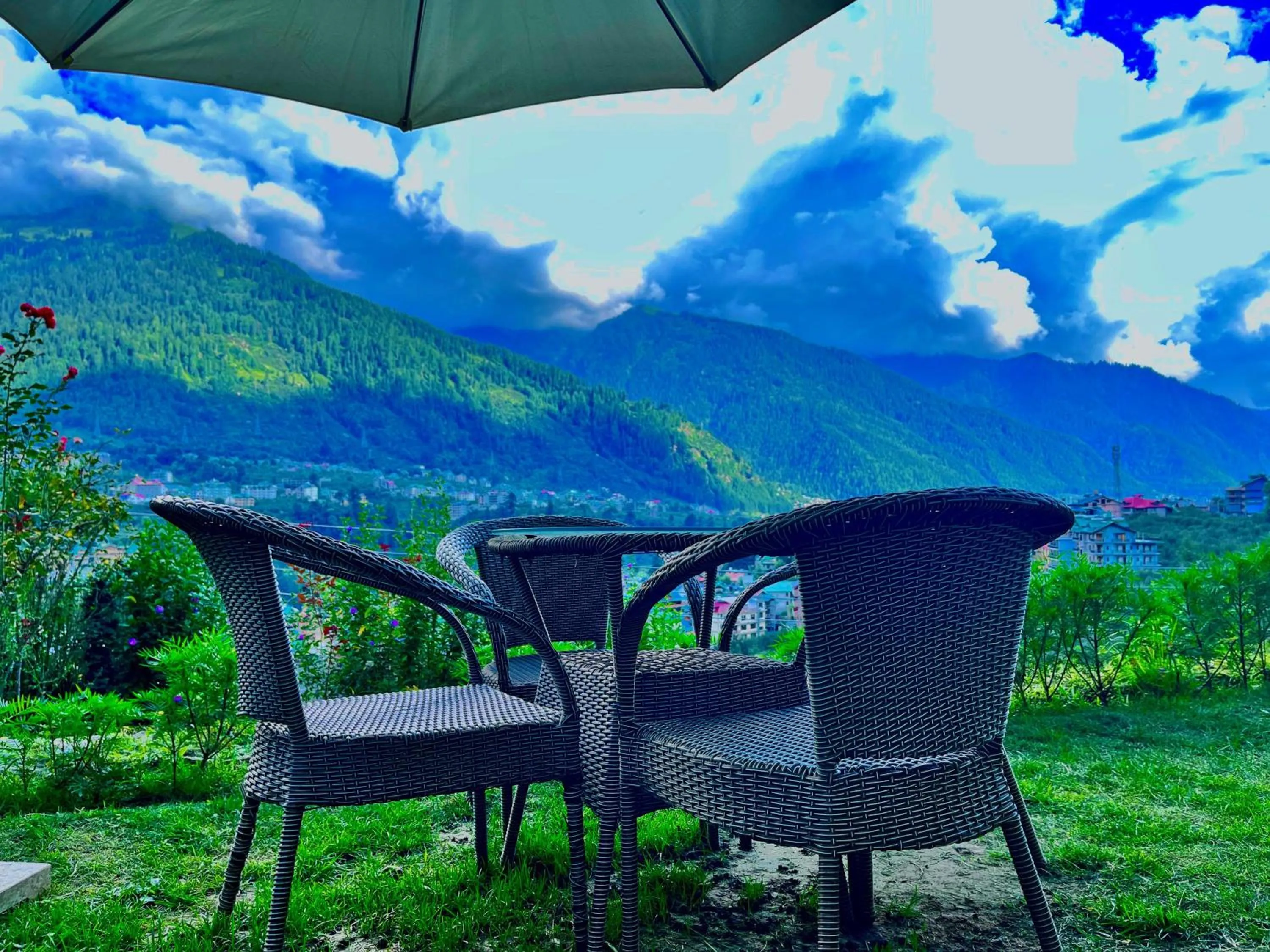 Nomad 2 Bedroom independent Luxury Cottages