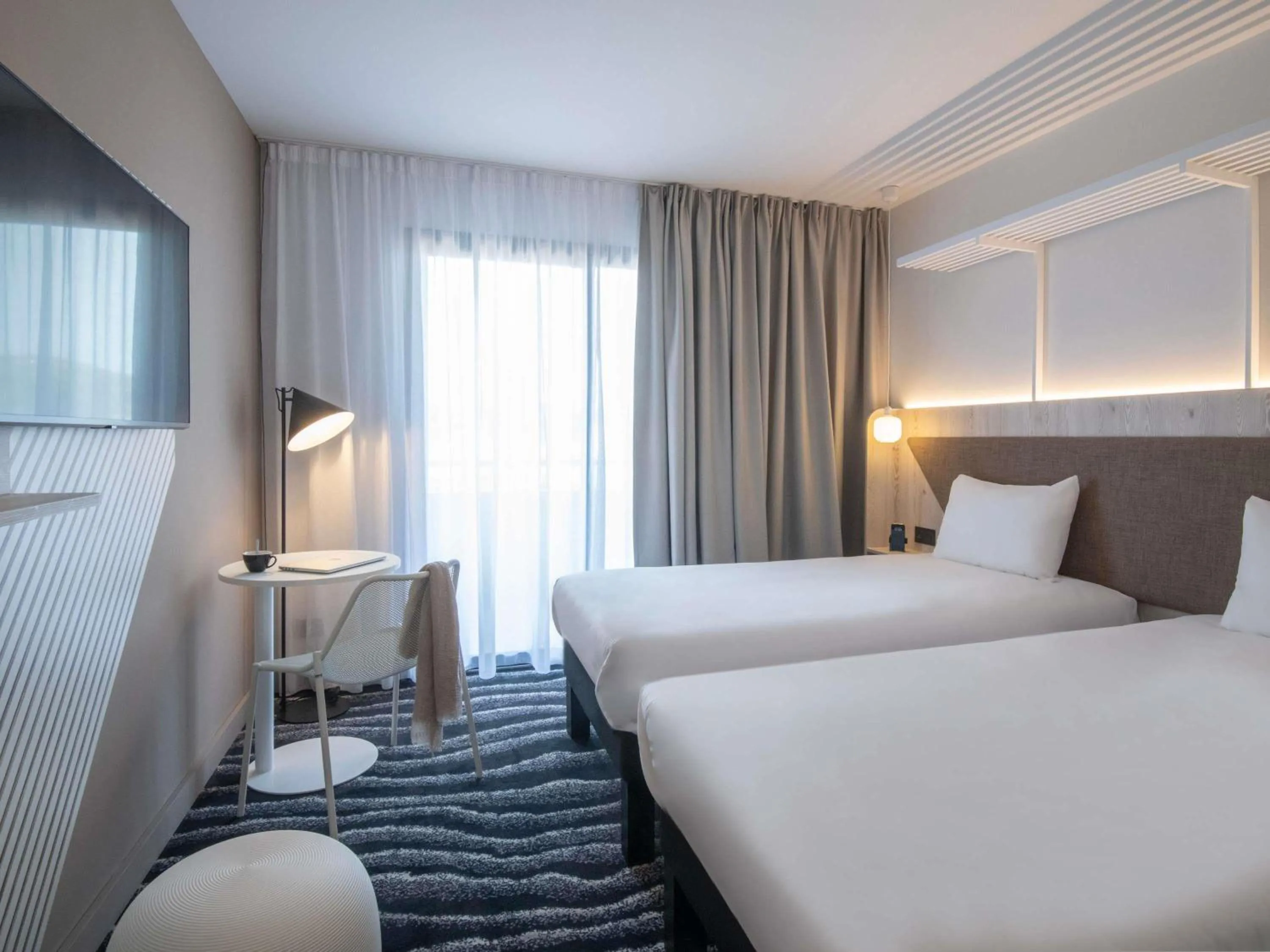 Bedroom, Bed in ibis Styles Porto Vecchio