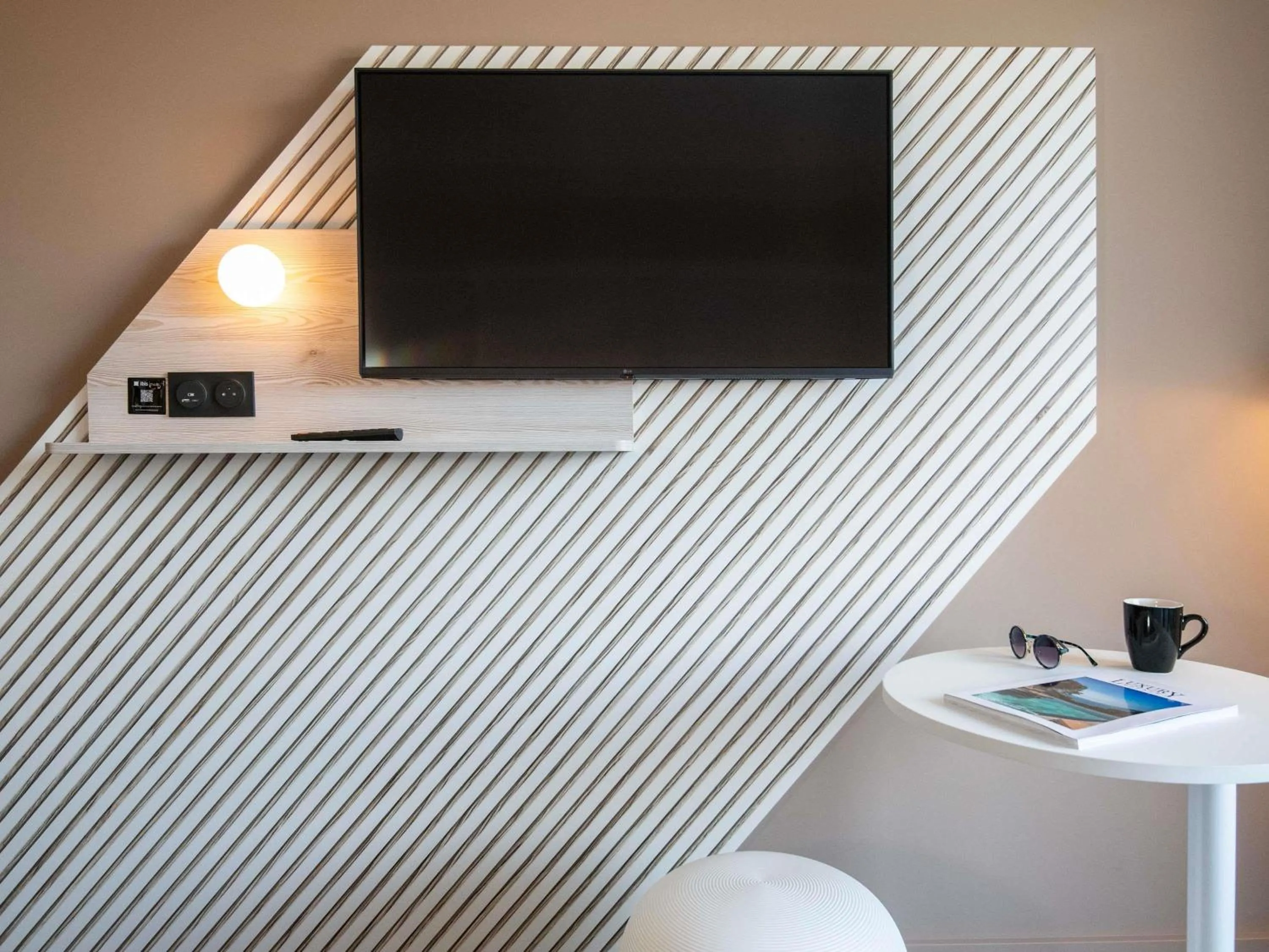 Bedroom in ibis Styles Porto Vecchio