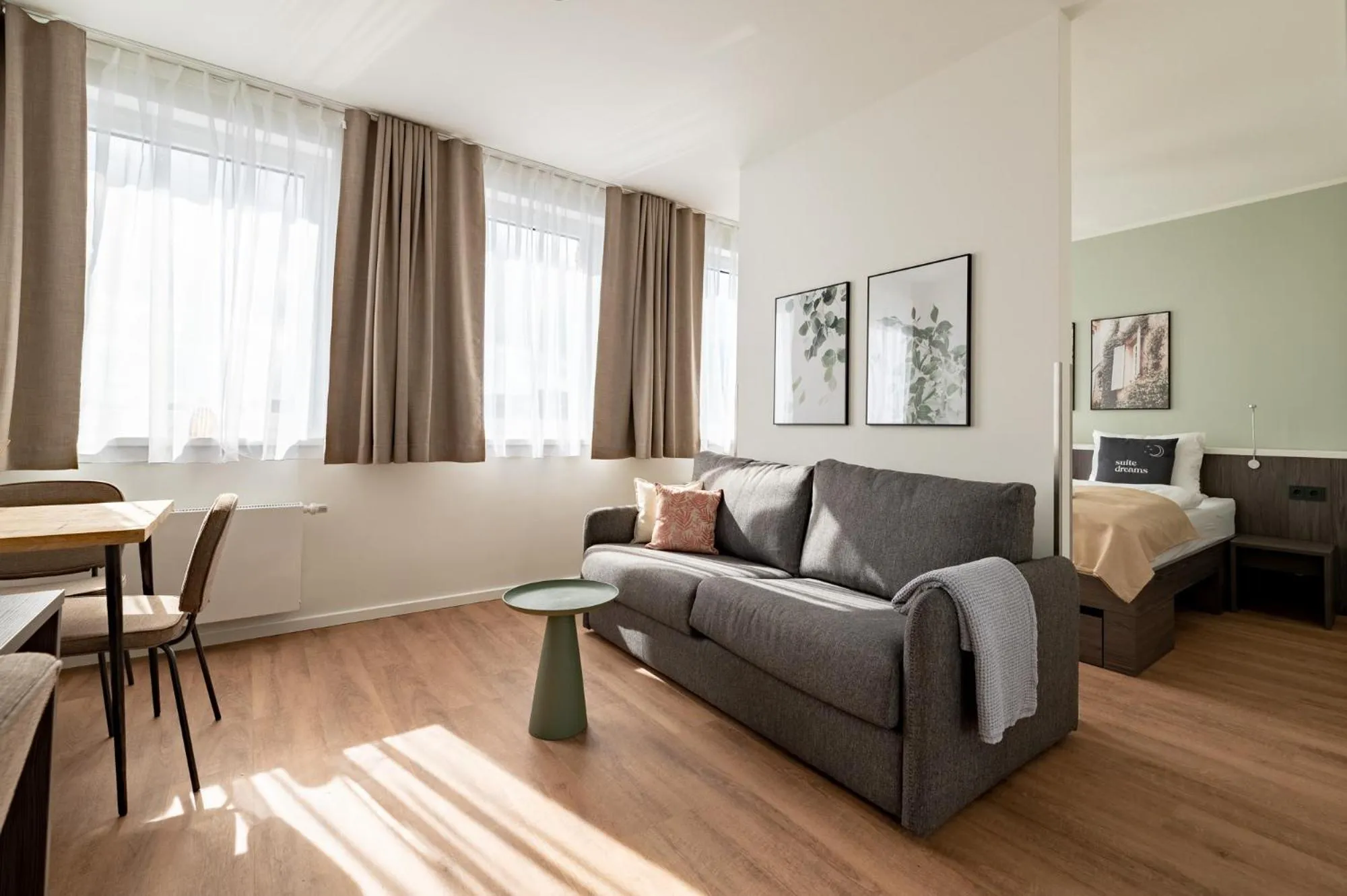 Living room in Limehome Bremerhaven Kantstraße