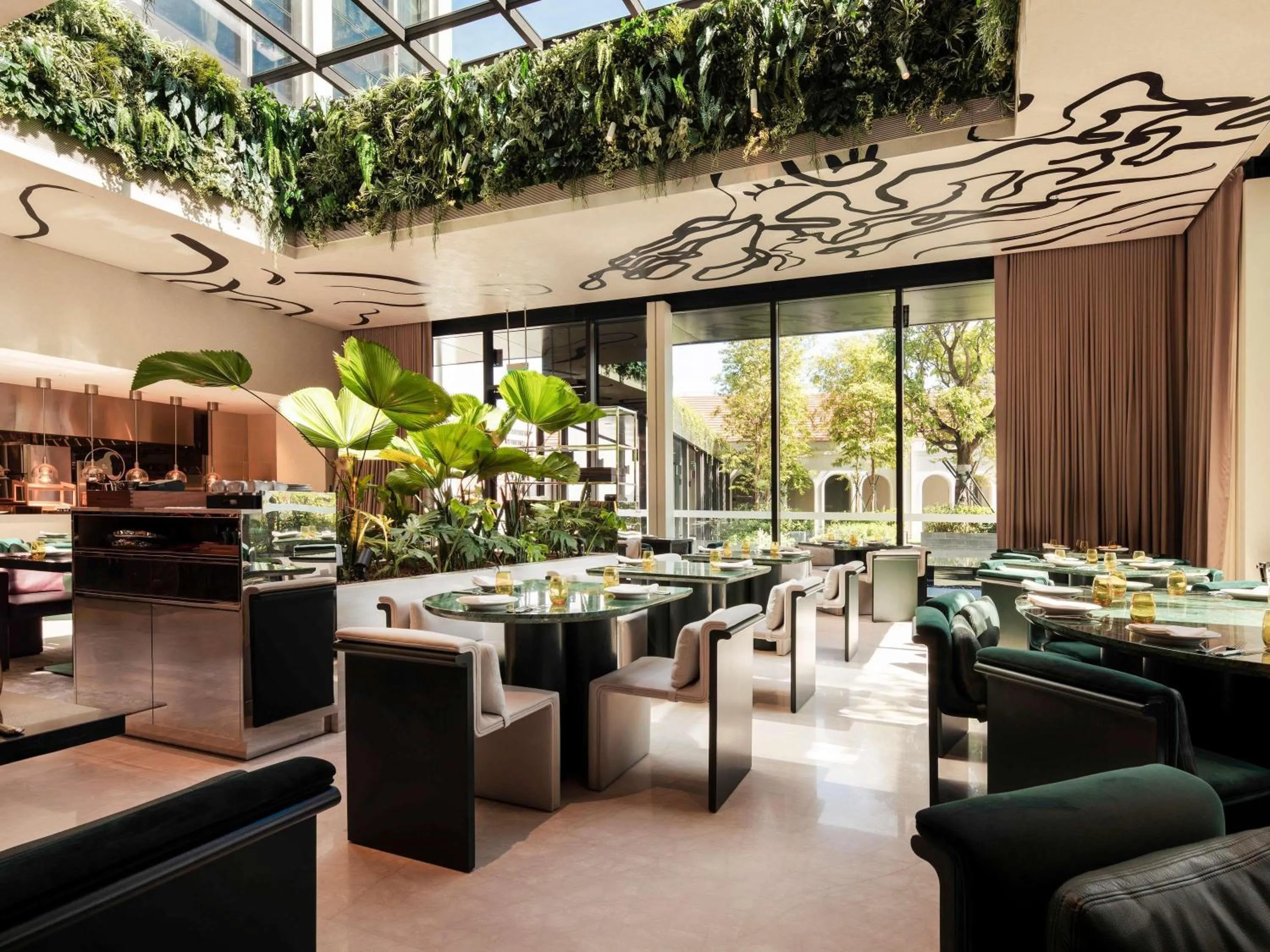 Restaurant/places to eat in Mondrian Singapore Duxton