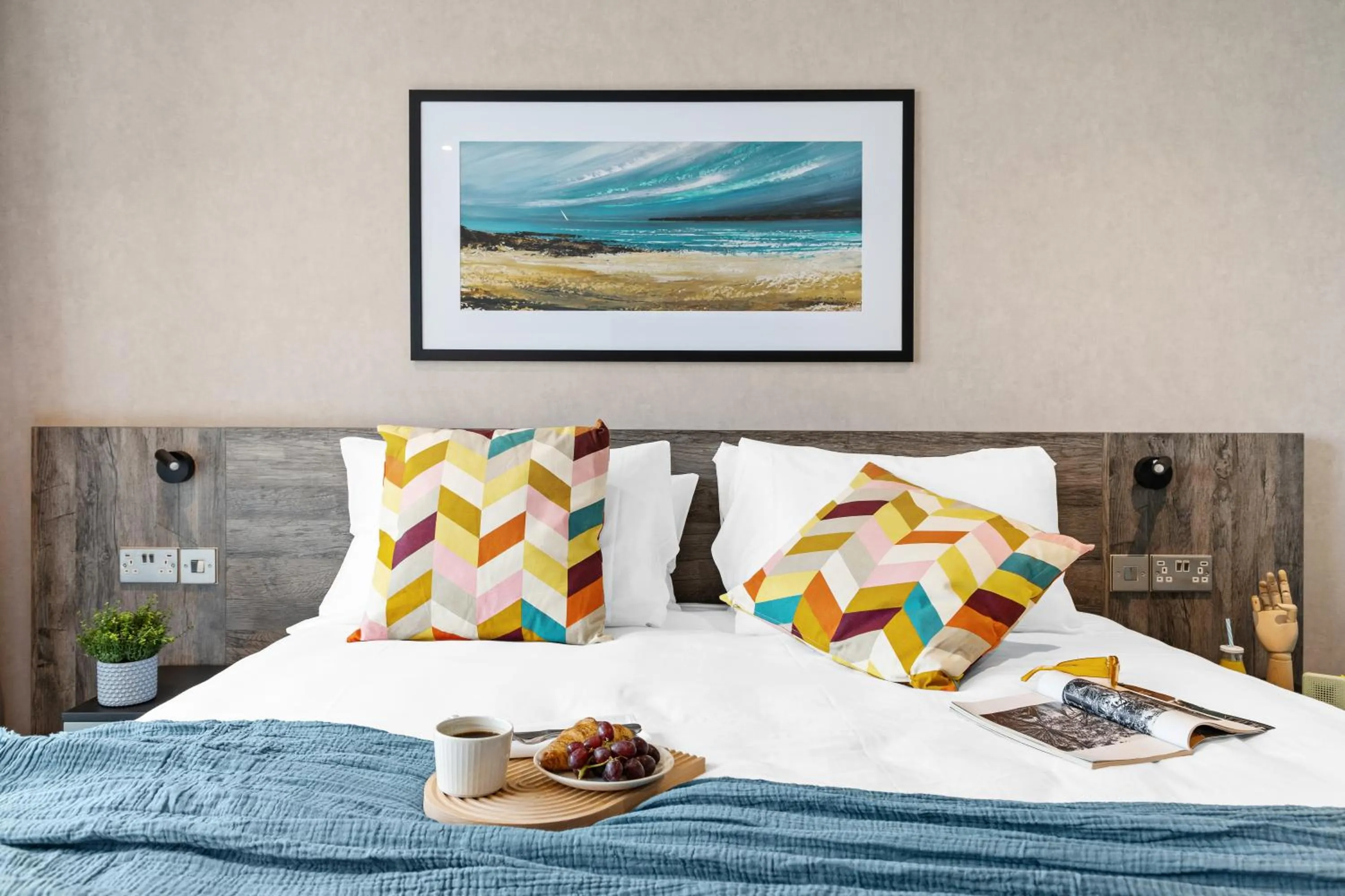 Bedroom, Bed in ibis Styles Paignton